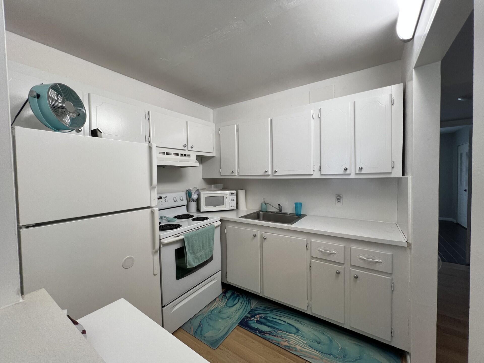 258 Markham L 258 Property Photo 6