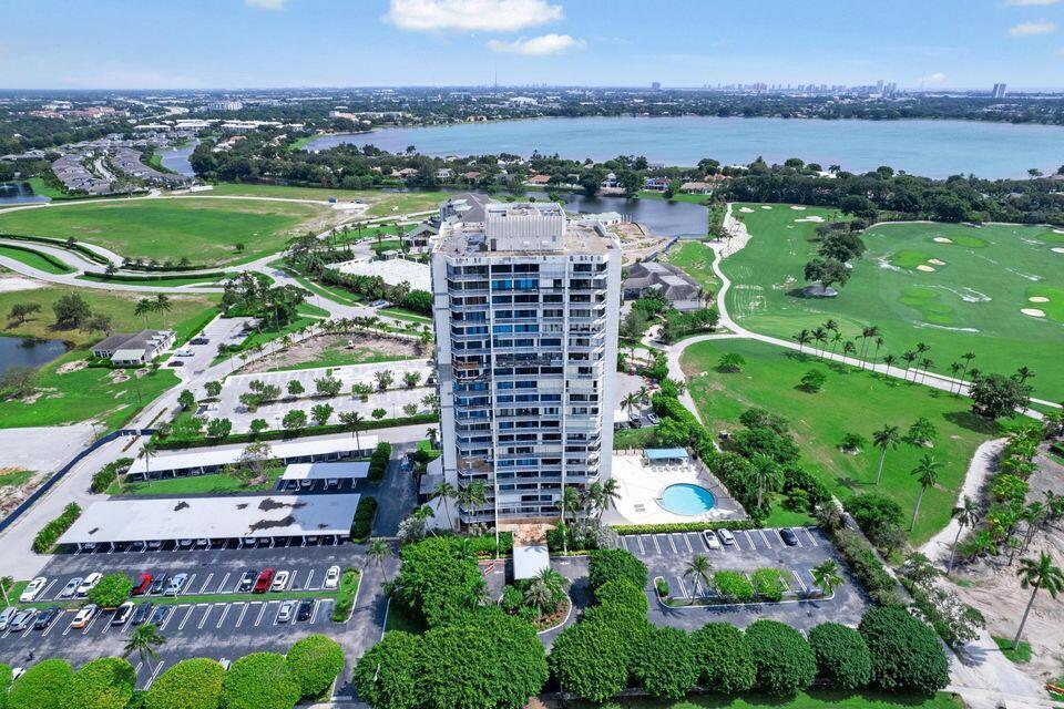 2400 Presidential Way 1206 Property Photo 38