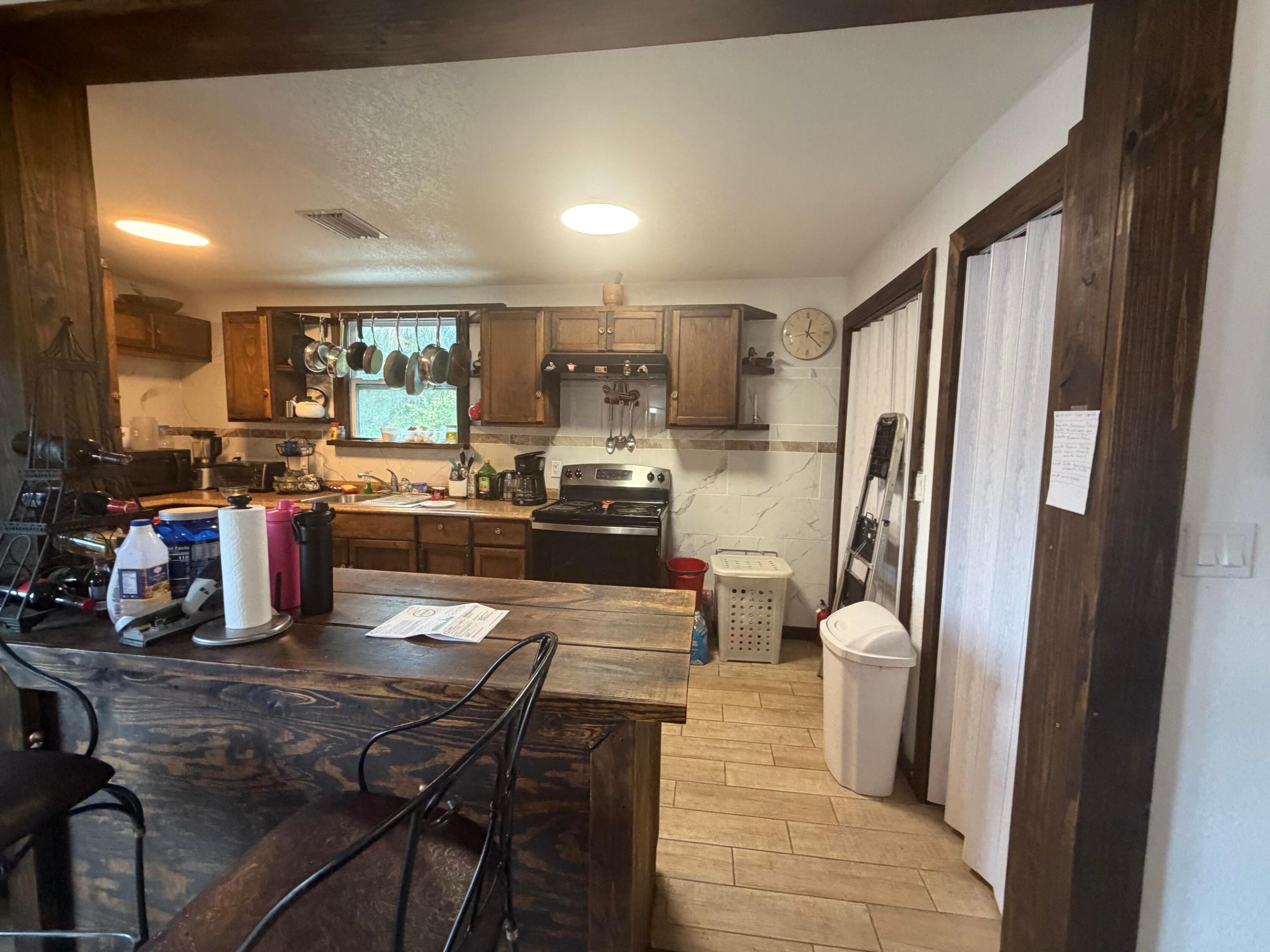 235 N Sendero Street Property Photo 6