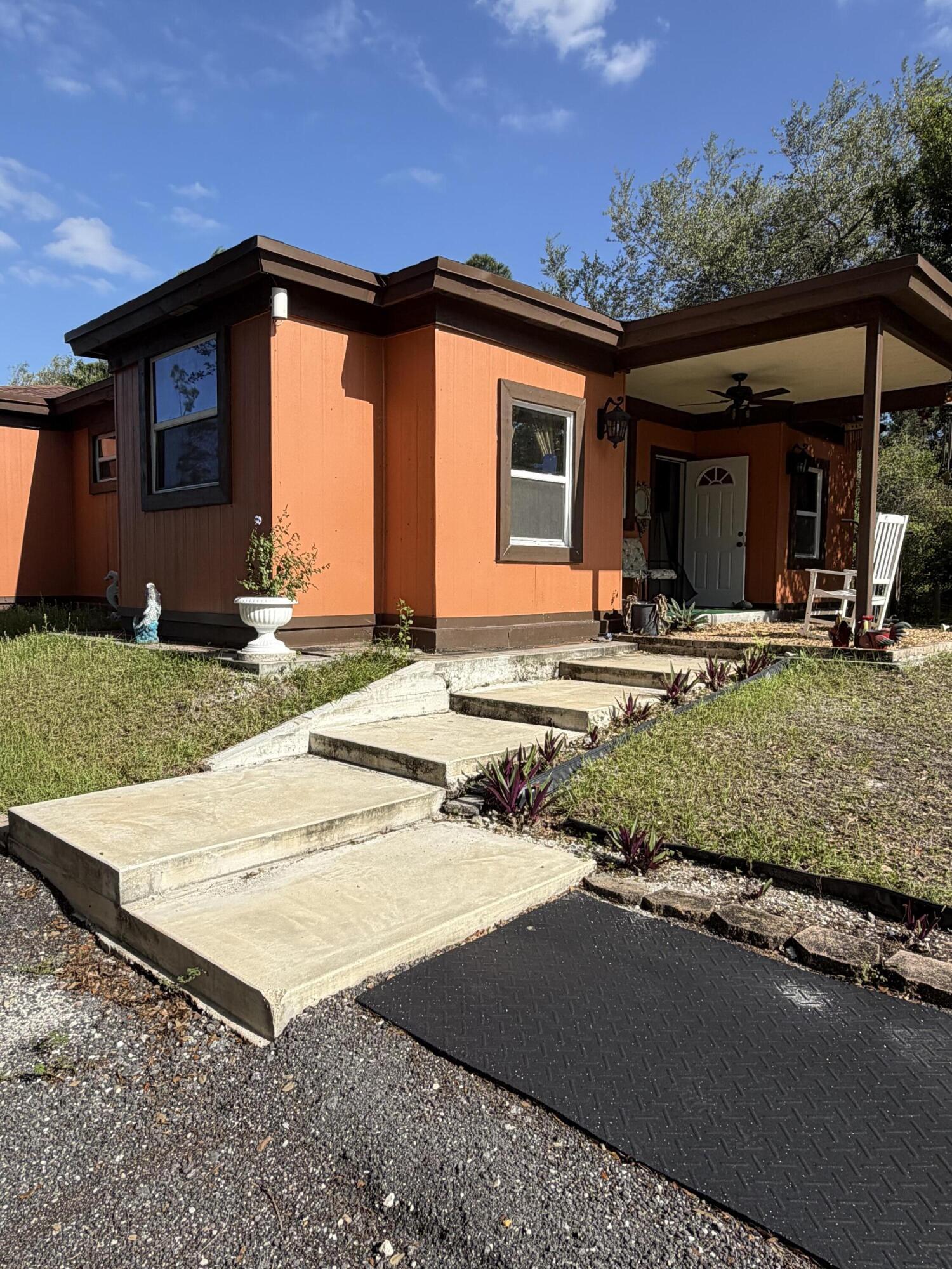 235 N Sendero Street Property Photo 33