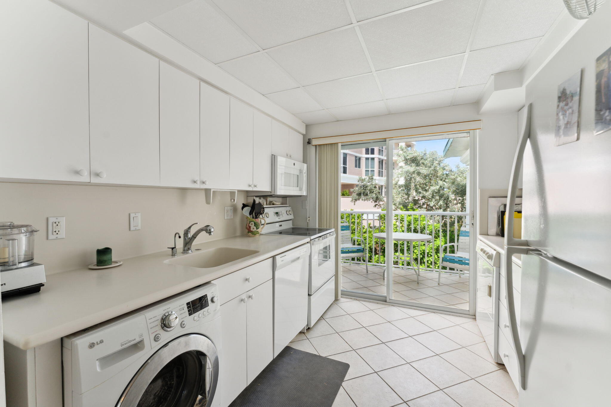 1470 S Ocean Boulevard 1002 Property Photo 13