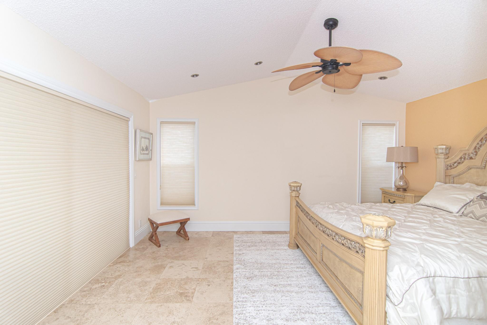 8410 Brussels Way Property Photo 17