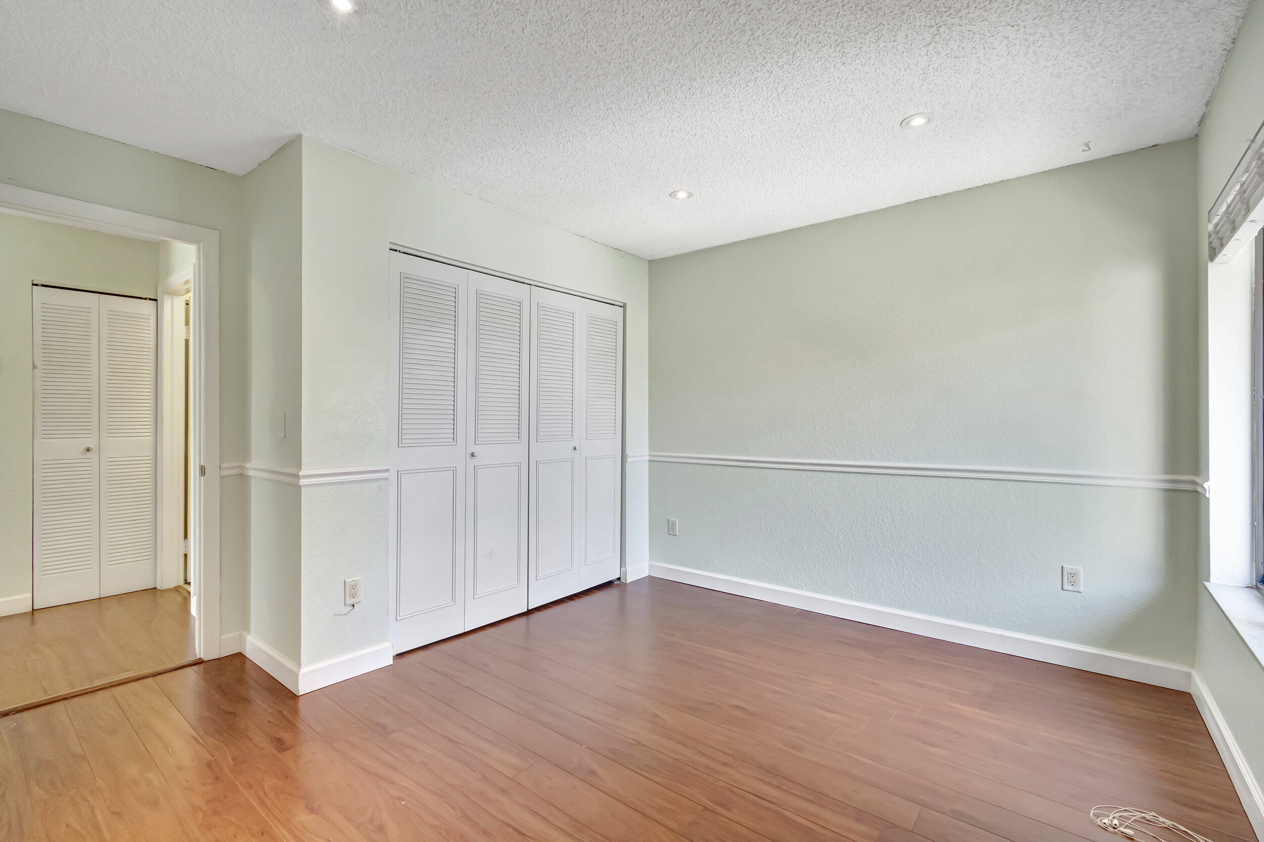 351 Club Circle 207 Property Photo 19