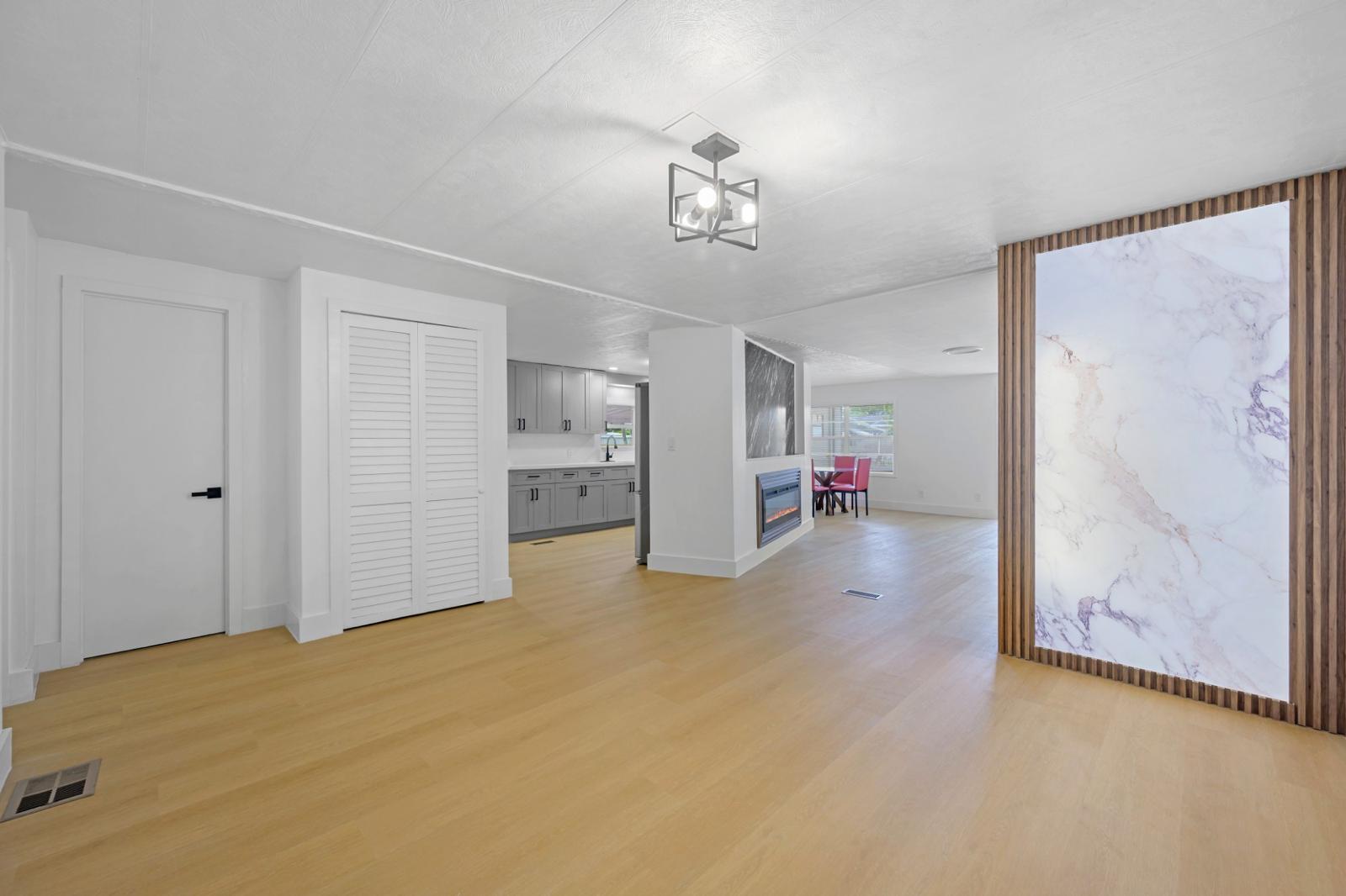 2721 Sw 54th Street Property Photo 4