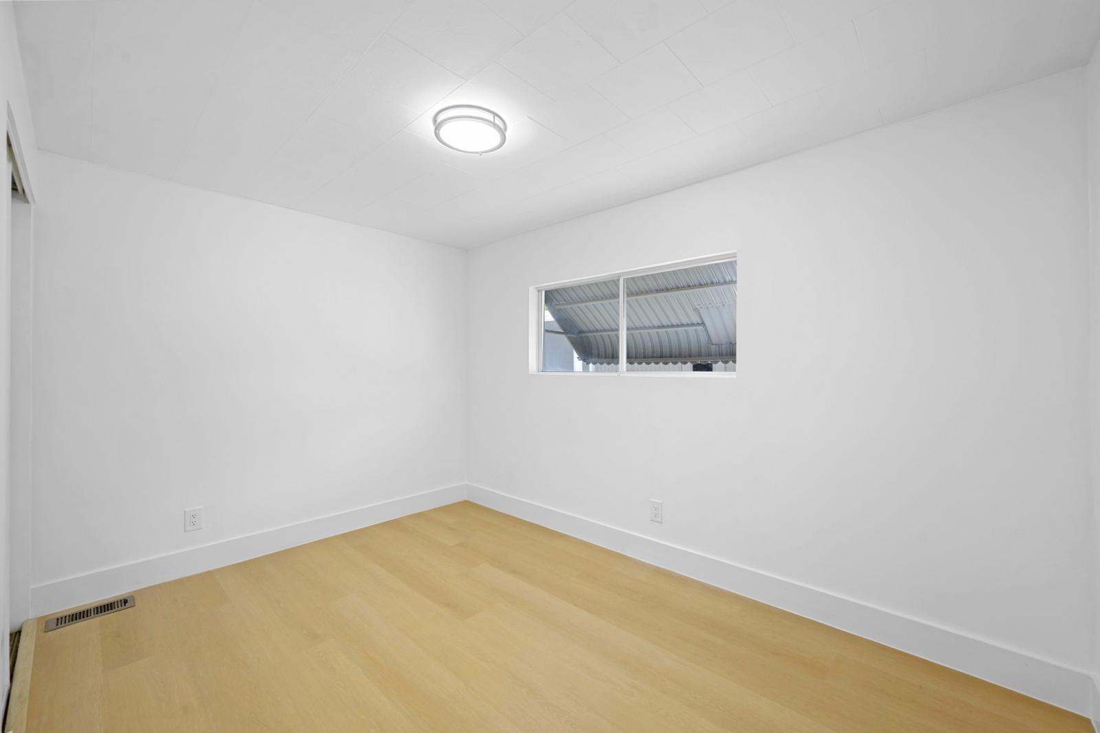2721 Sw 54th Street Property Photo 16