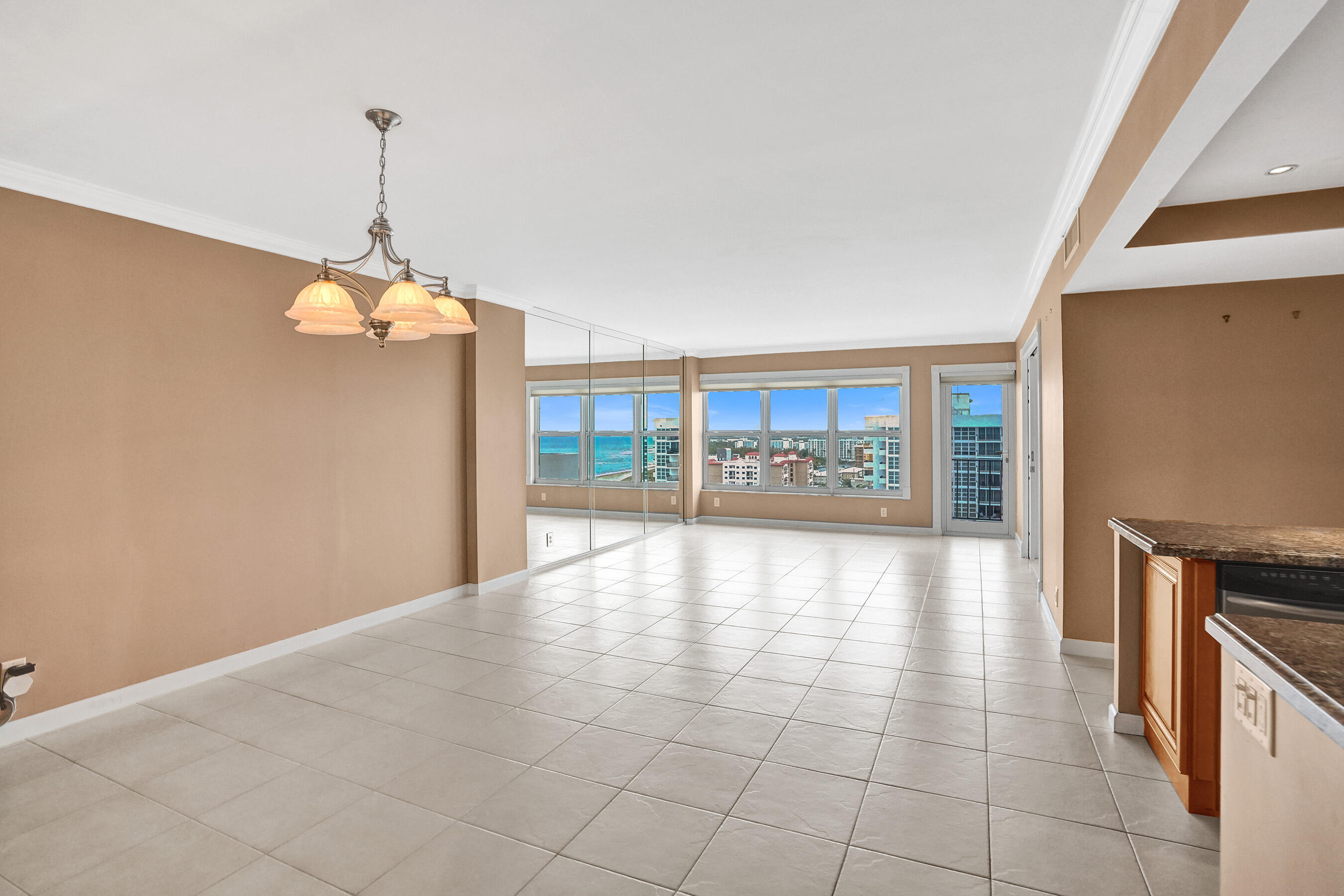 405 N Ocean Boulevard 1803 Property Photo 2