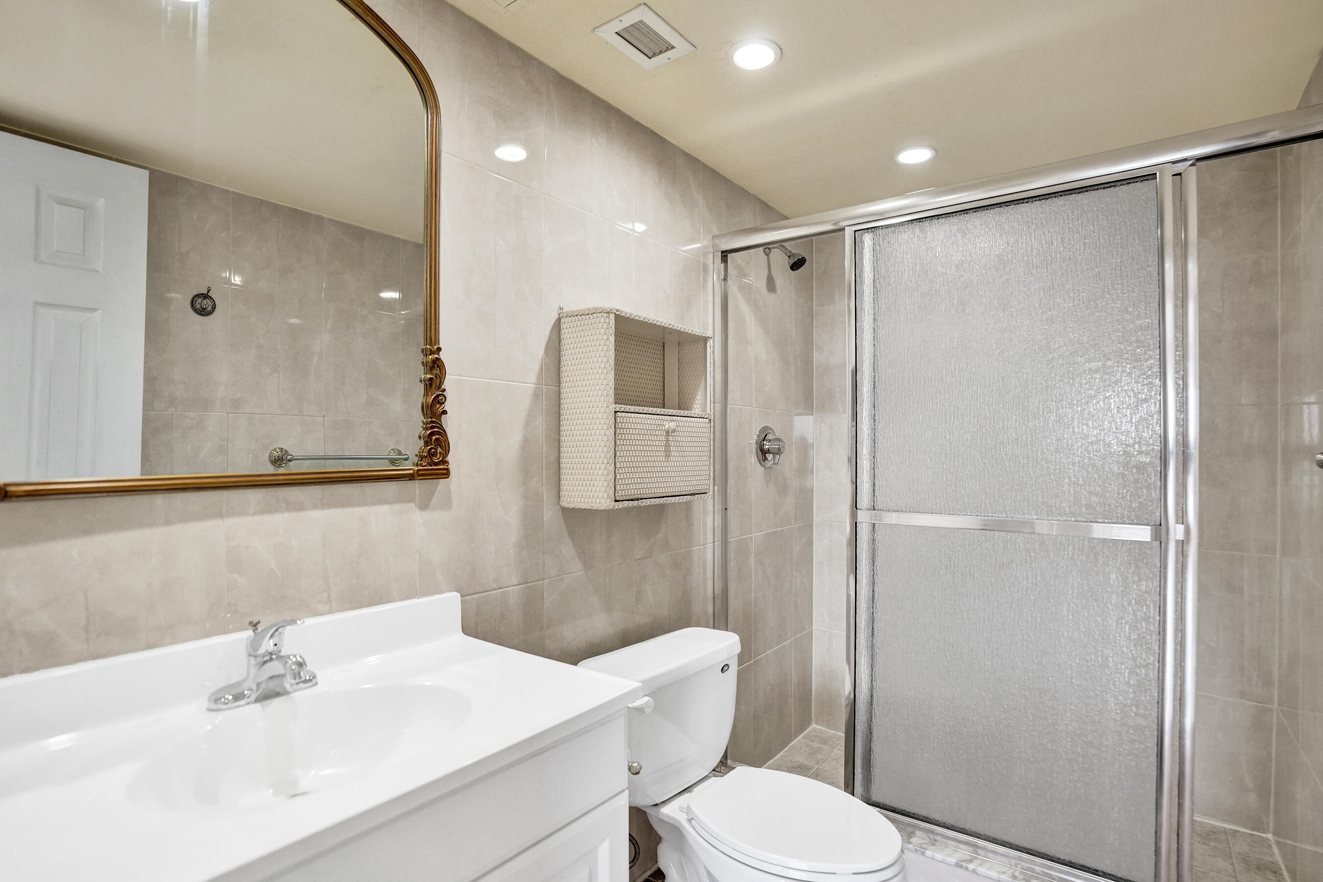 405 N Ocean Boulevard 1803 Property Photo 21