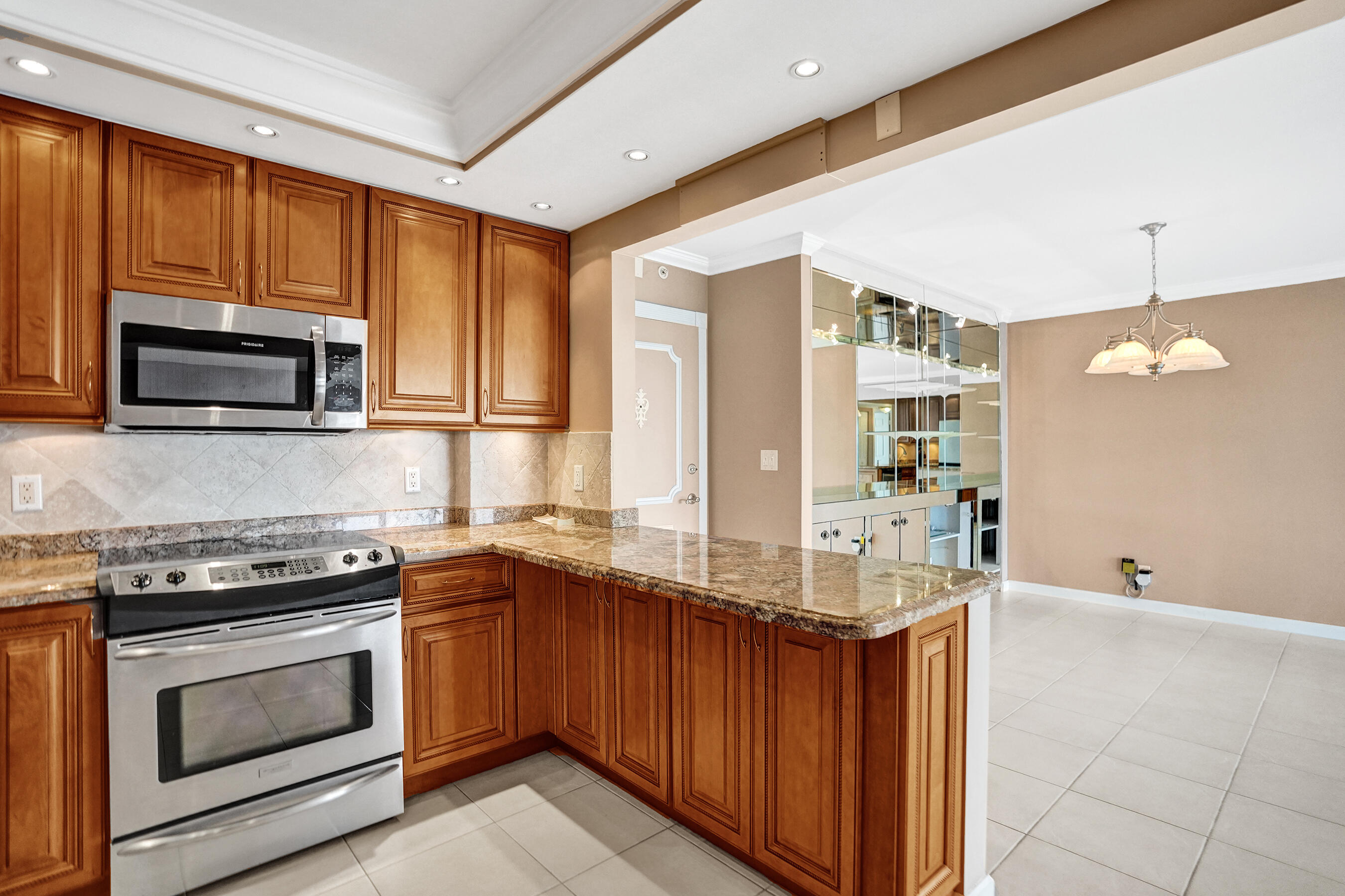 405 N Ocean Boulevard 1803 Property Photo 30