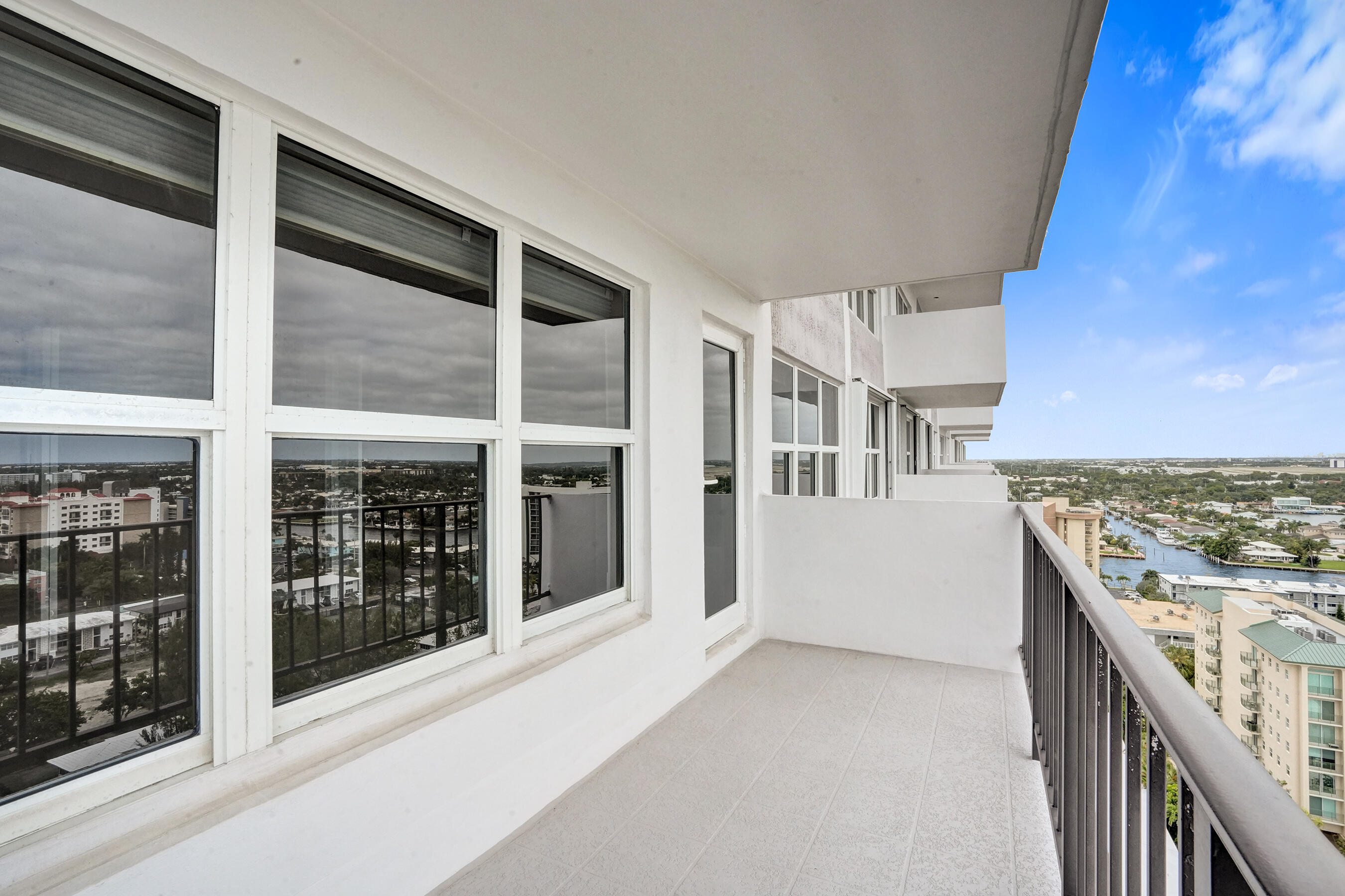 405 N Ocean Boulevard 1803 Property Photo 44