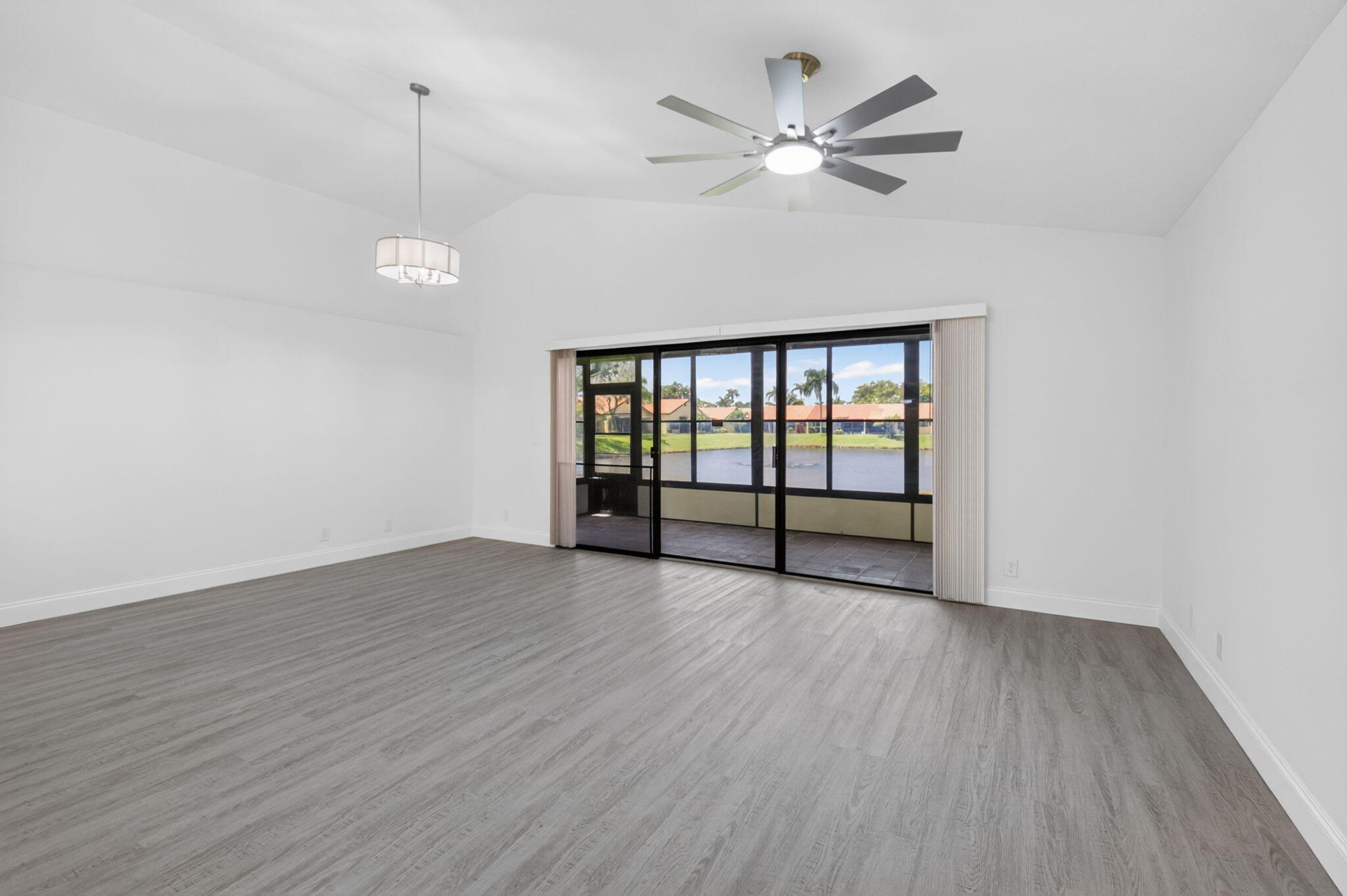 13653 Cortez Drive Property Photo 7