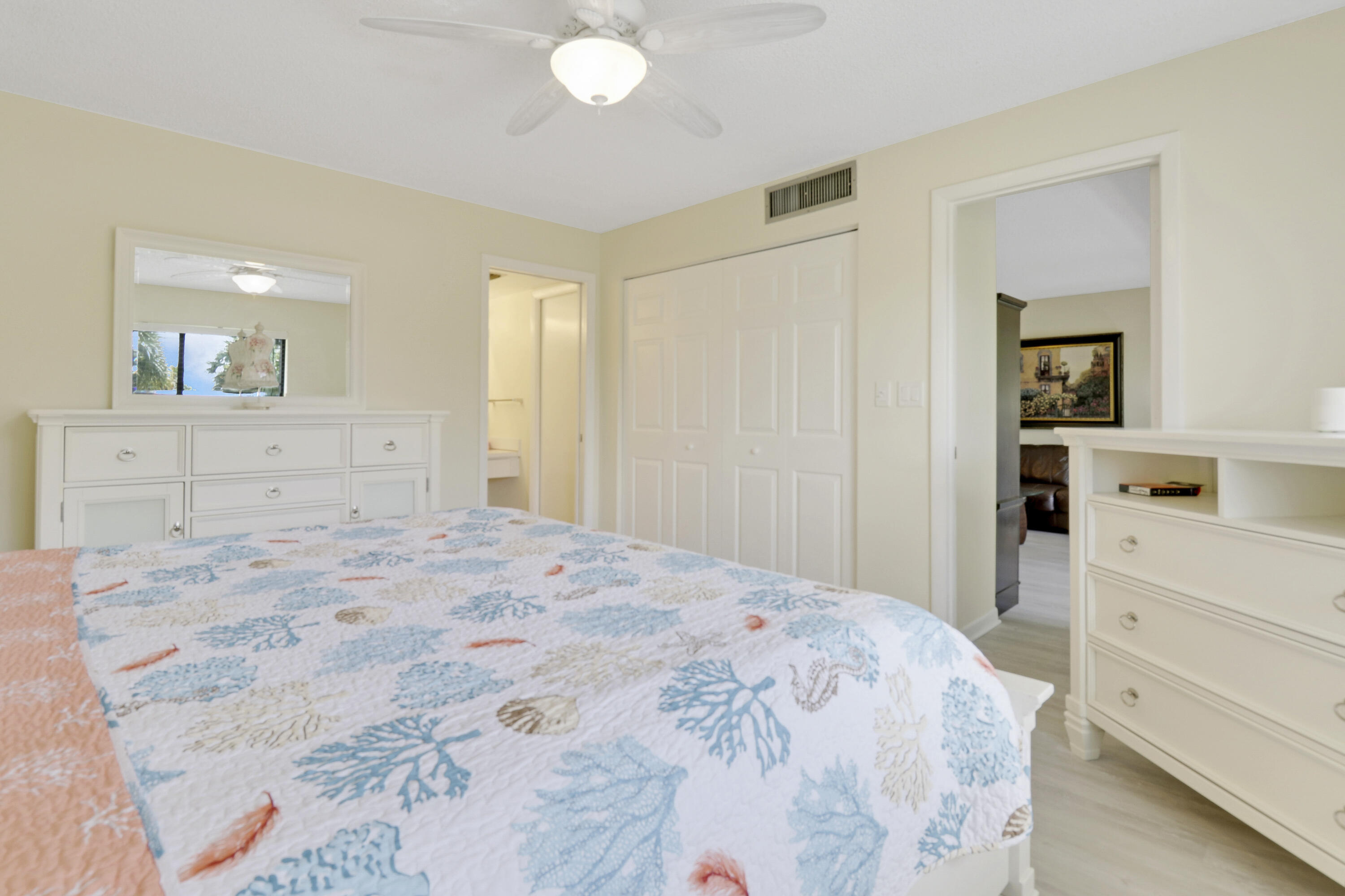 1600 Ne Dixie Highway 10-203 Property Photo 20