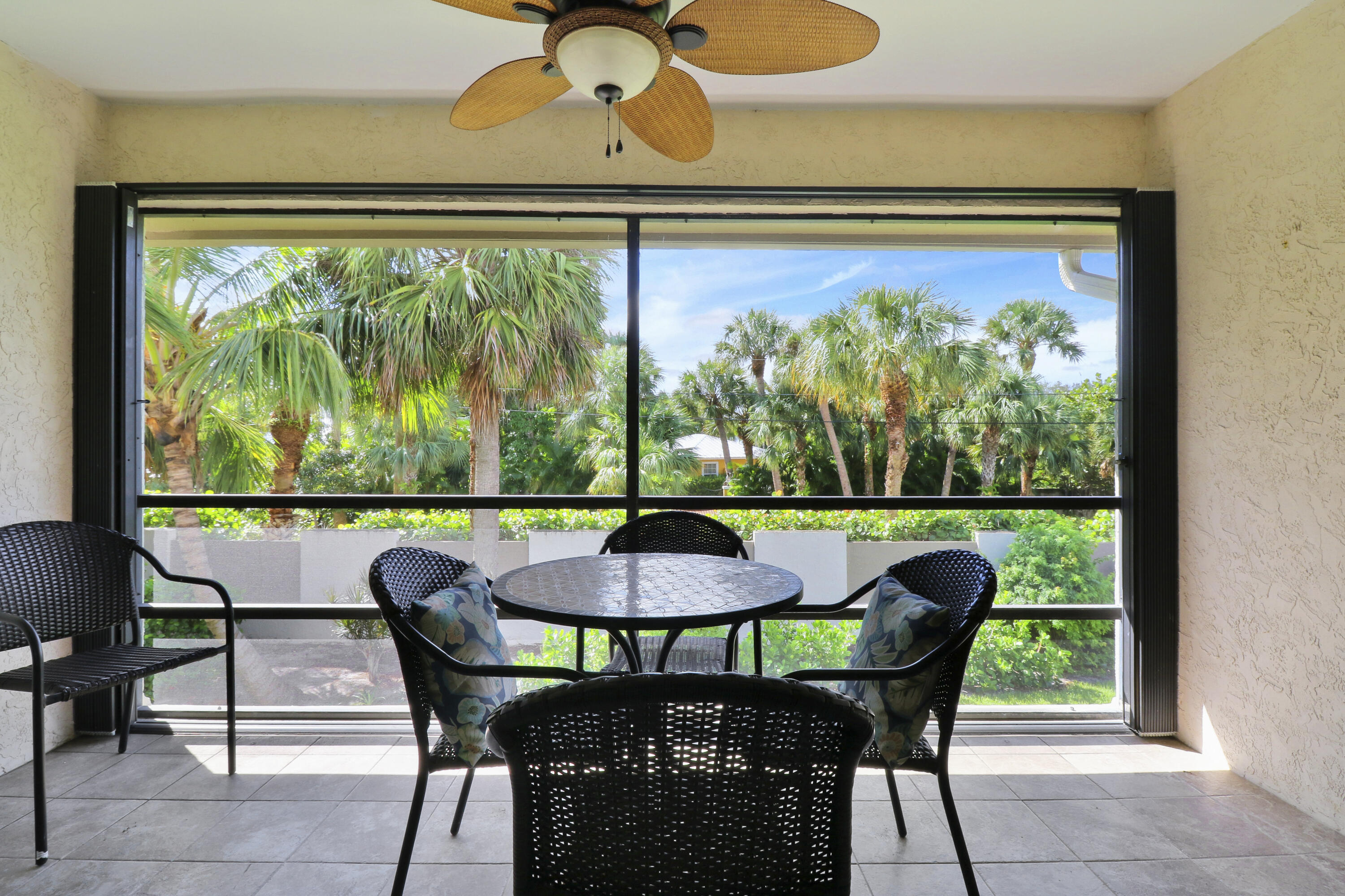 1600 Ne Dixie Highway 10-203 Property Photo 26