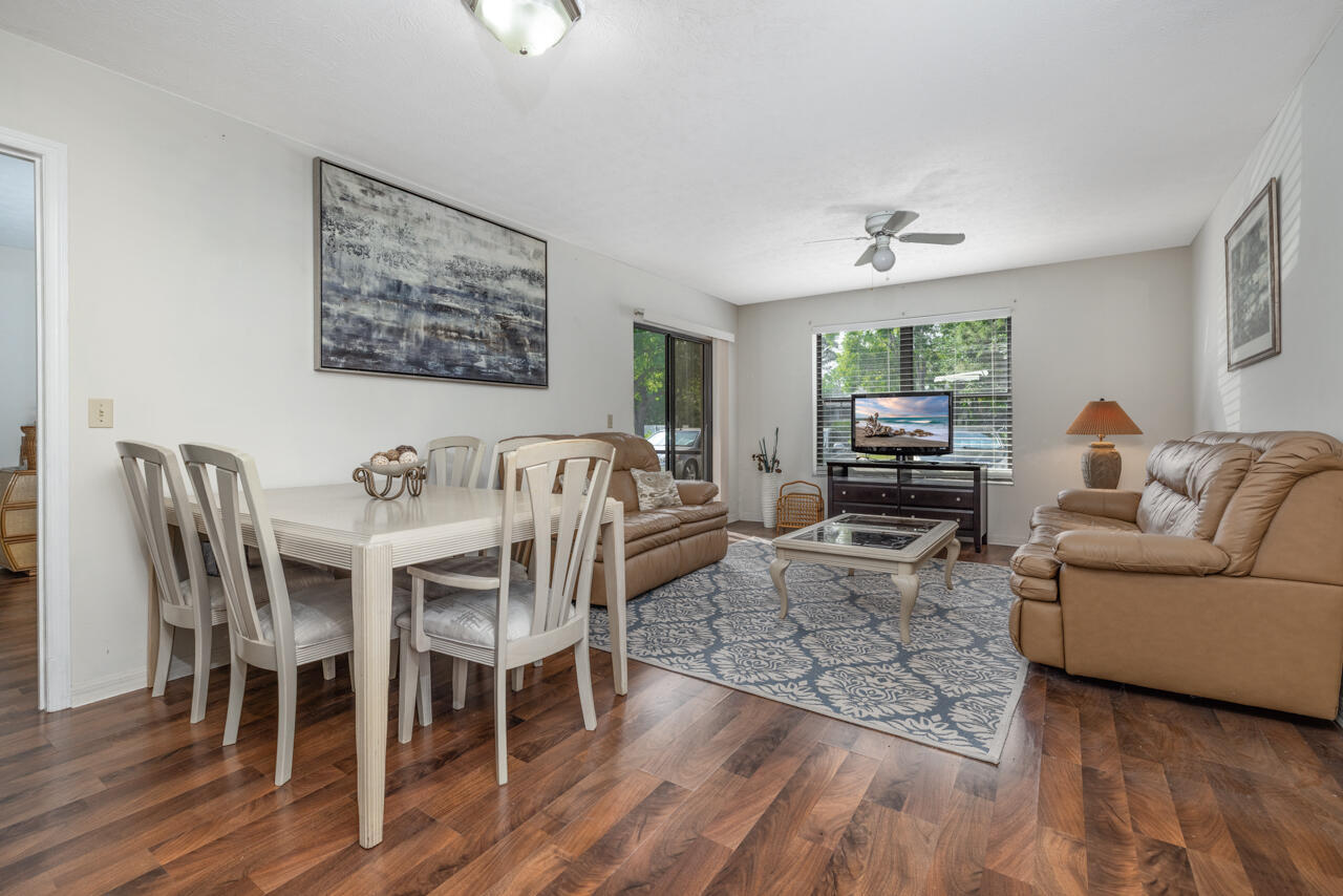 6537 Se Federal Highway 101 Property Photo 4