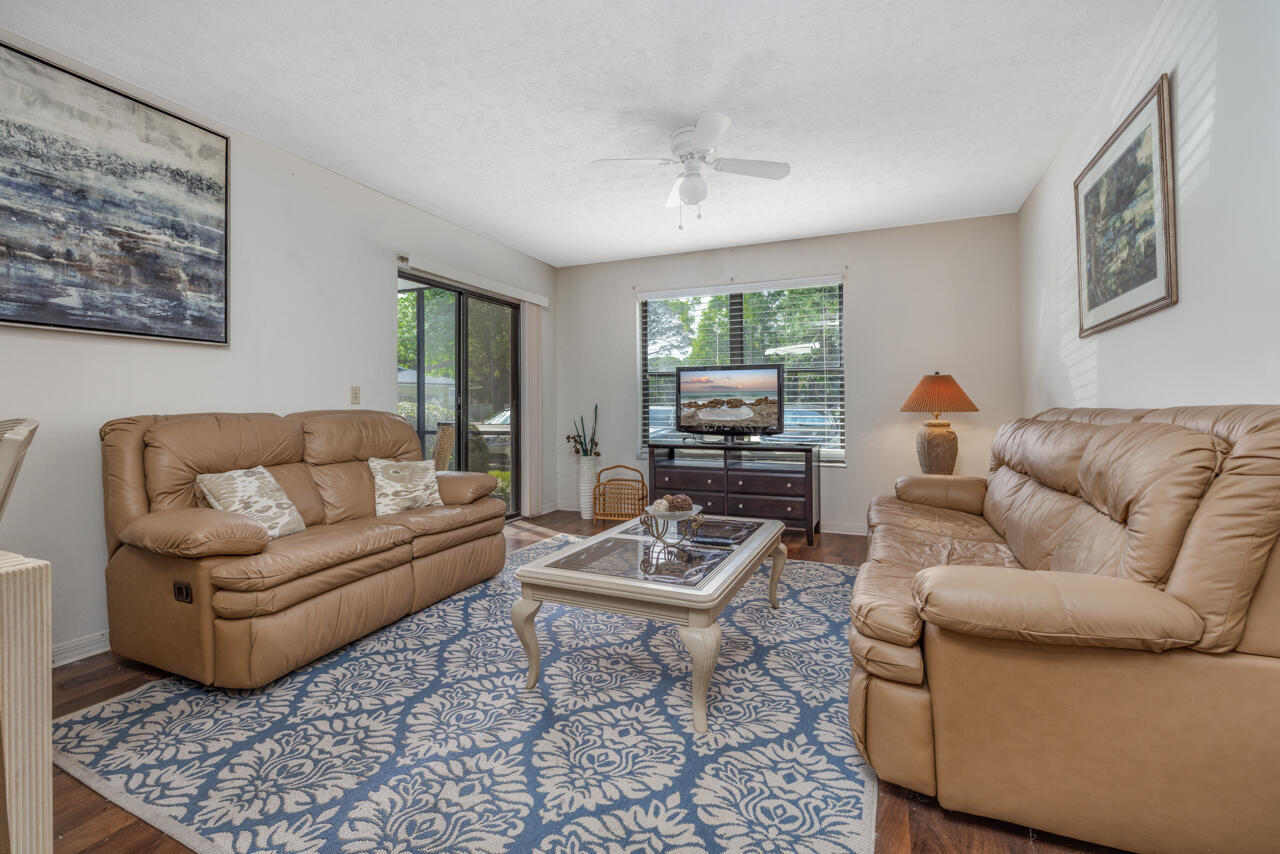 6537 Se Federal Highway 101 Property Photo 5