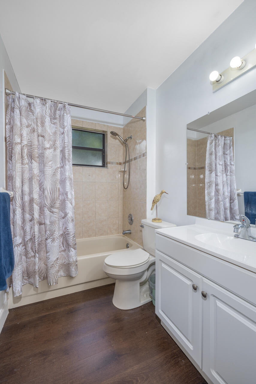 6537 Se Federal Highway 101 Property Photo 17