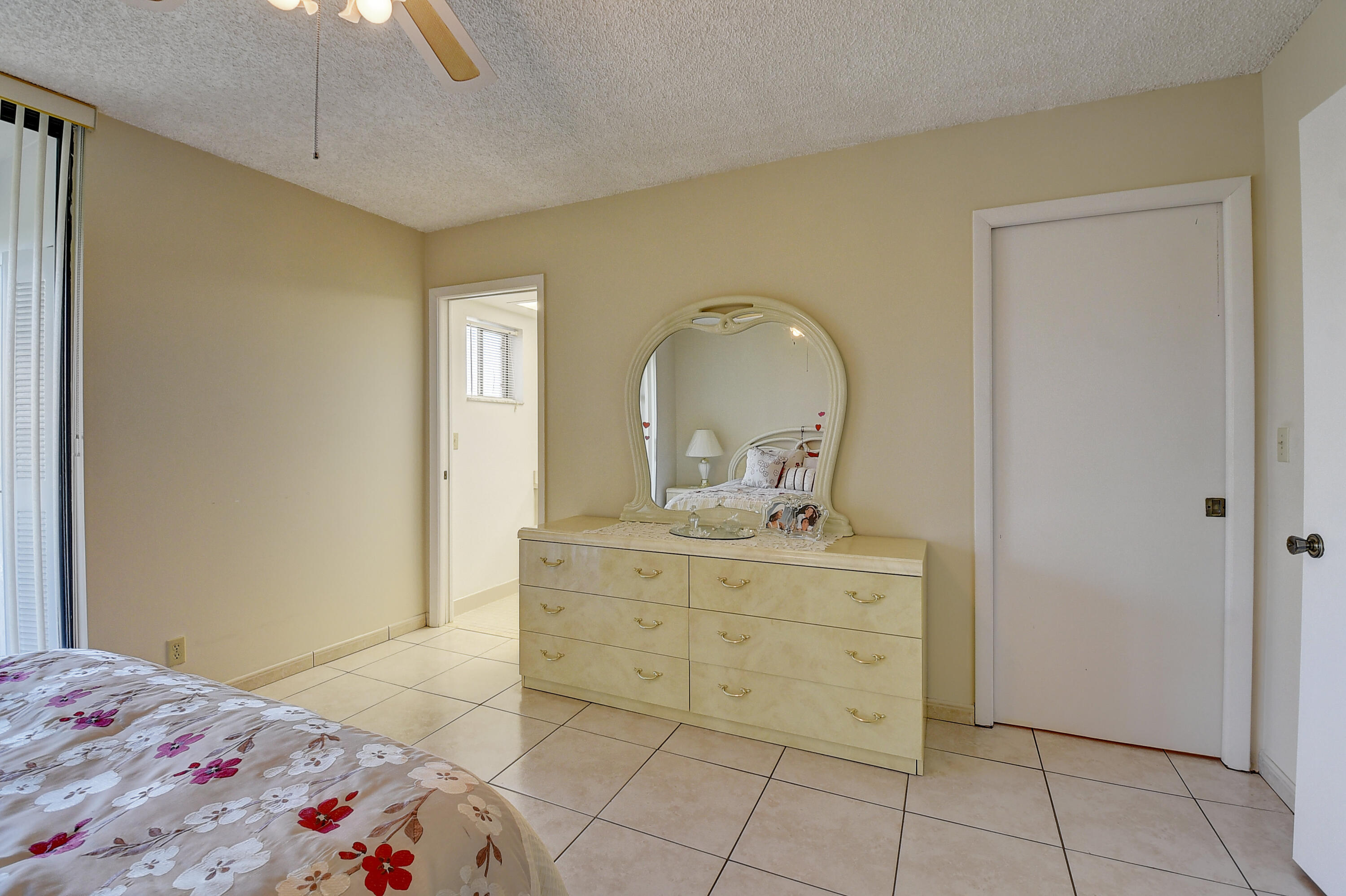 5370 Las Verdes Circle 324 Property Photo 21