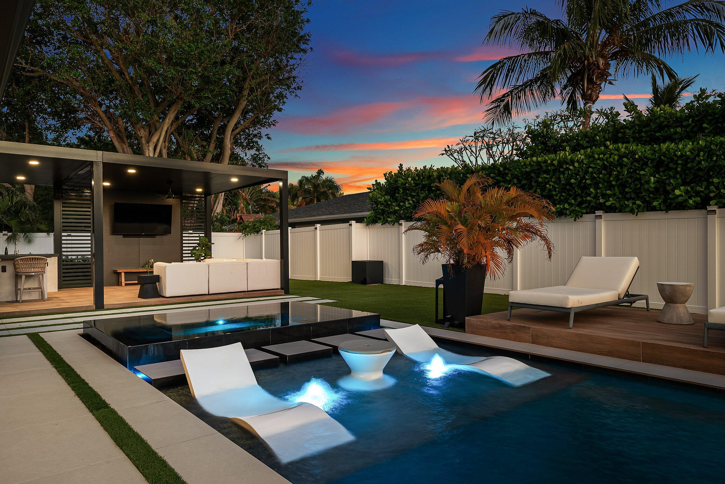 926 SW 35th Court