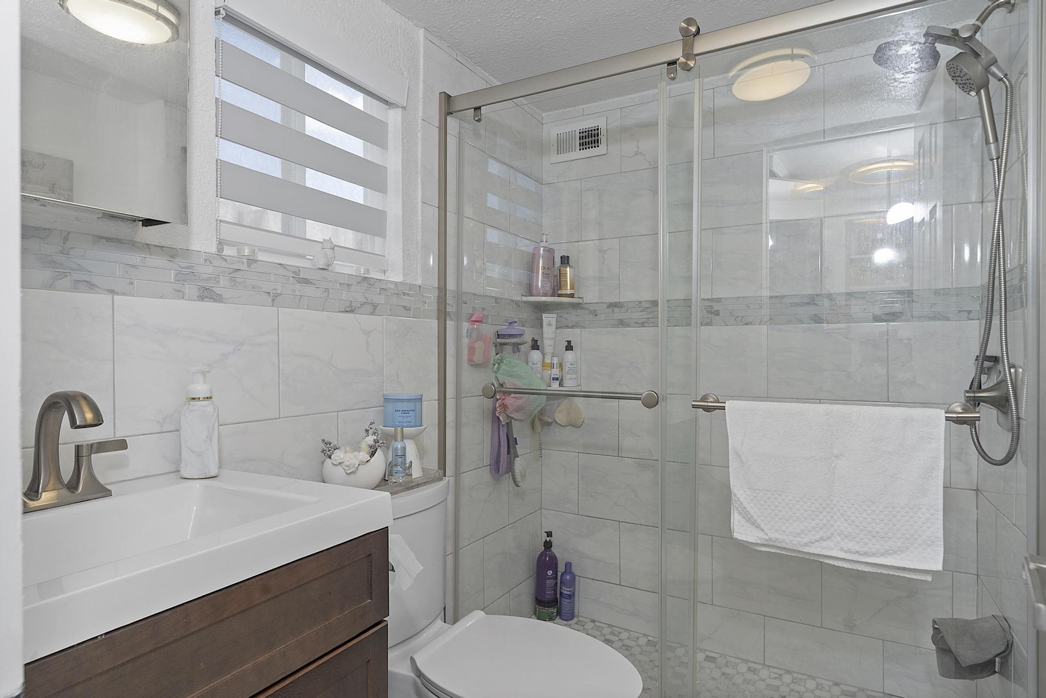 3205 W 16th Avenue Property Photo 23