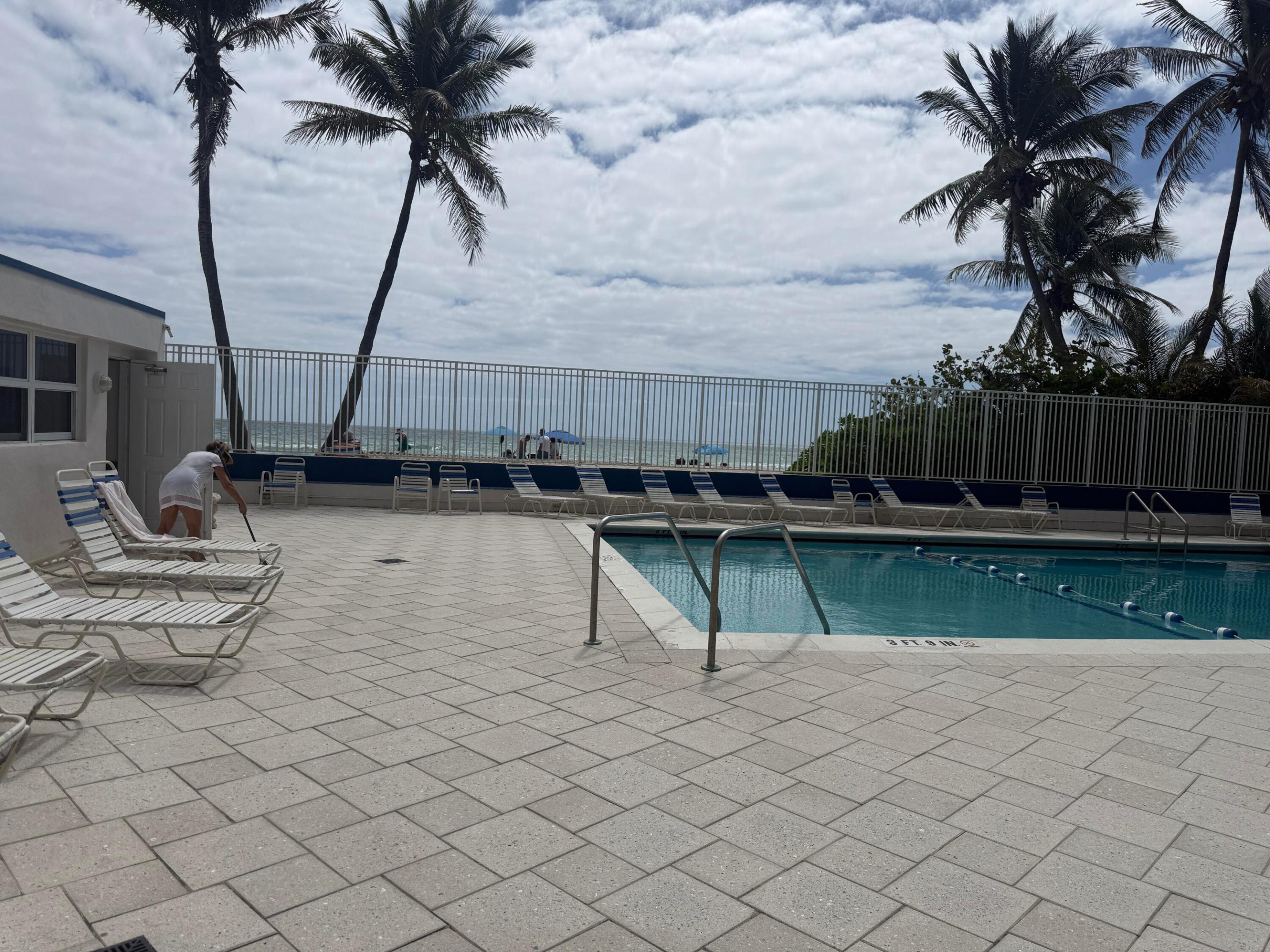 2076 S Ocean Drive 207 Property Photo 20