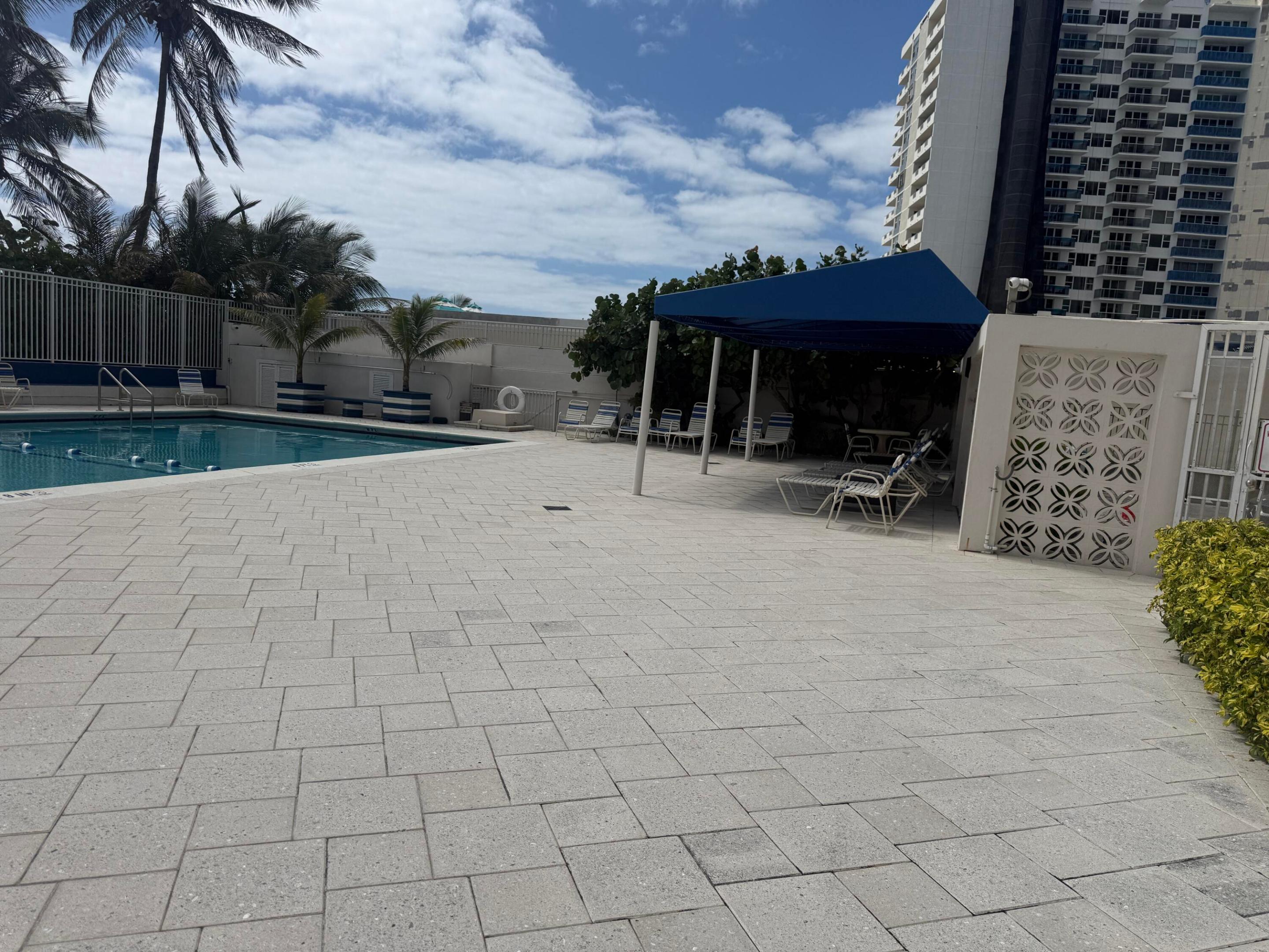 2076 S Ocean Drive 207 Property Photo 22