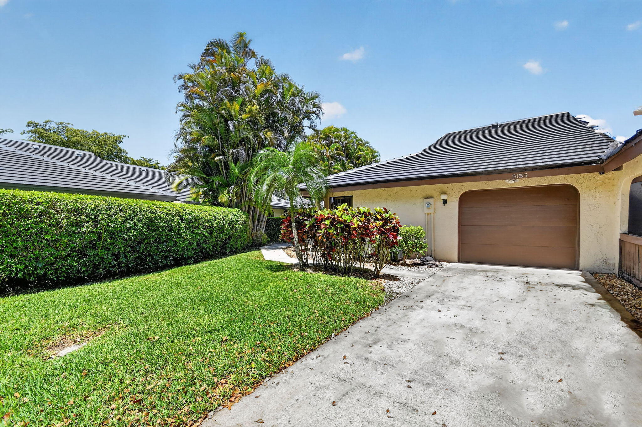 5155 Pine Drive Property Photo 3