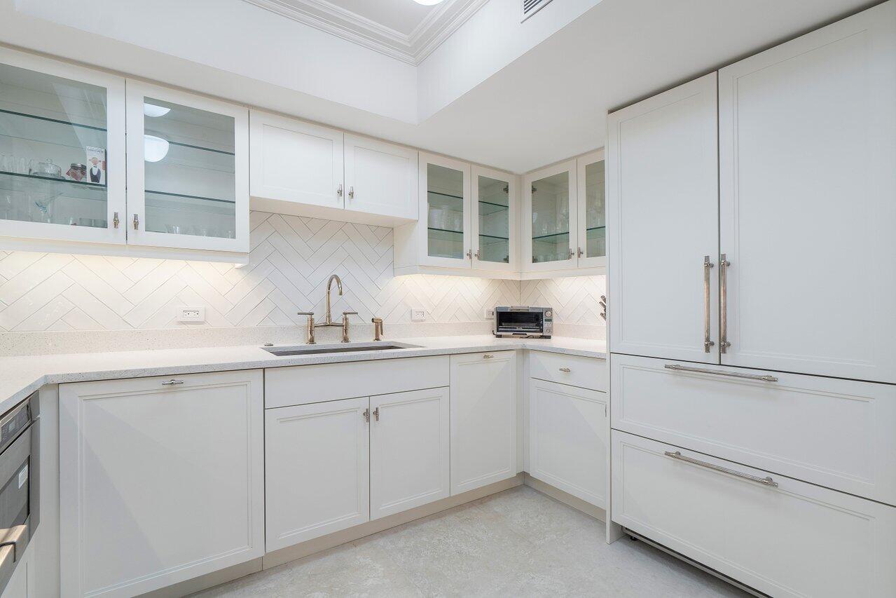 130 Sunrise Avenue 616 Property Photo 11