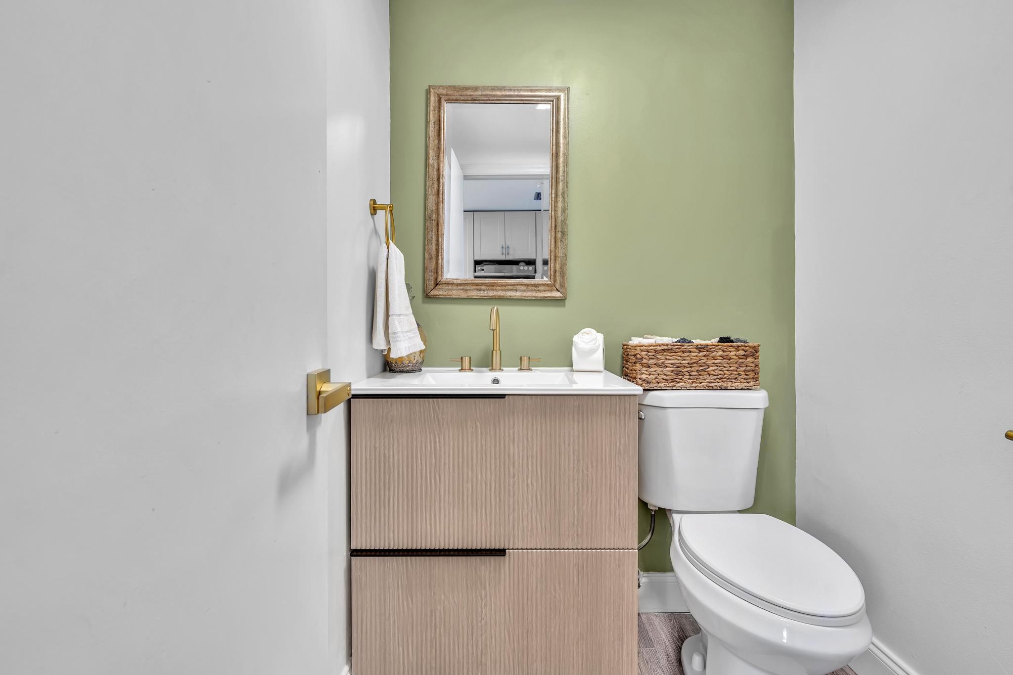 6663 Via Regina Property Photo 7