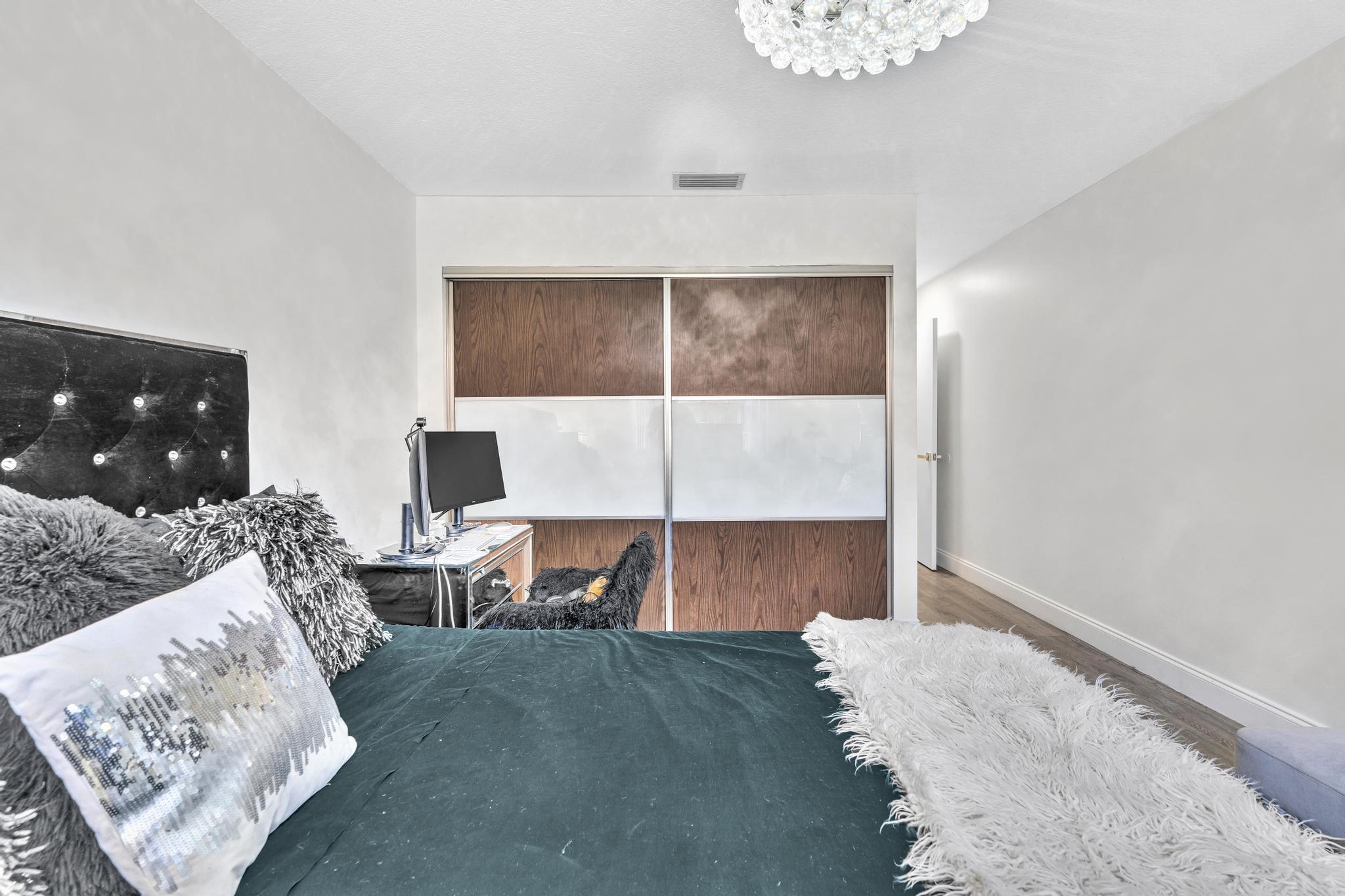 6663 Via Regina Property Photo 24