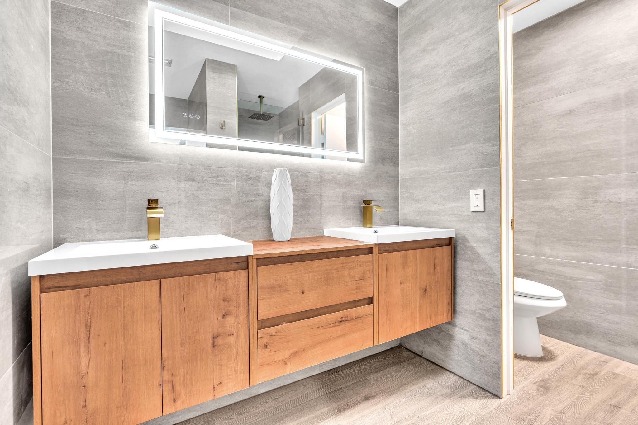 6663 Via Regina Property Photo 26