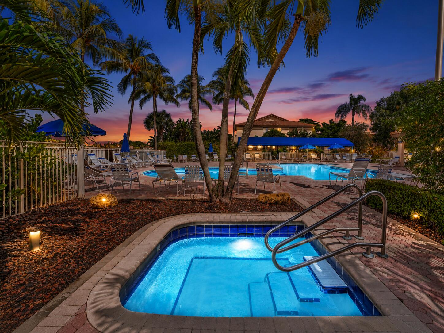 6663 Via Regina Property Photo 36