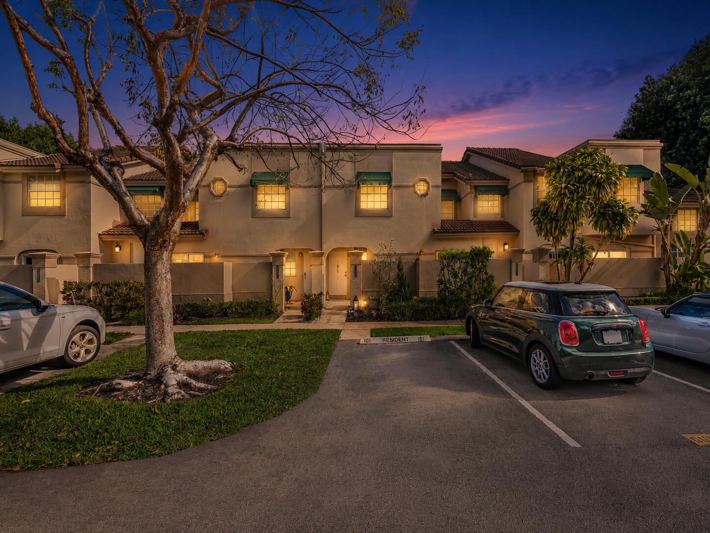 6663 Via Regina Property Photo 43