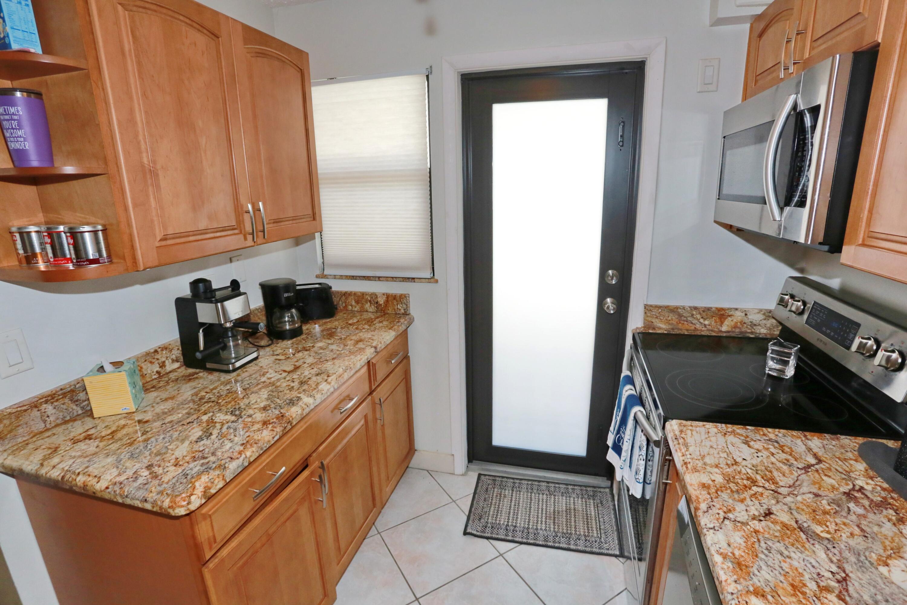 801 N Ocean Boulevard 803 Property Photo 12