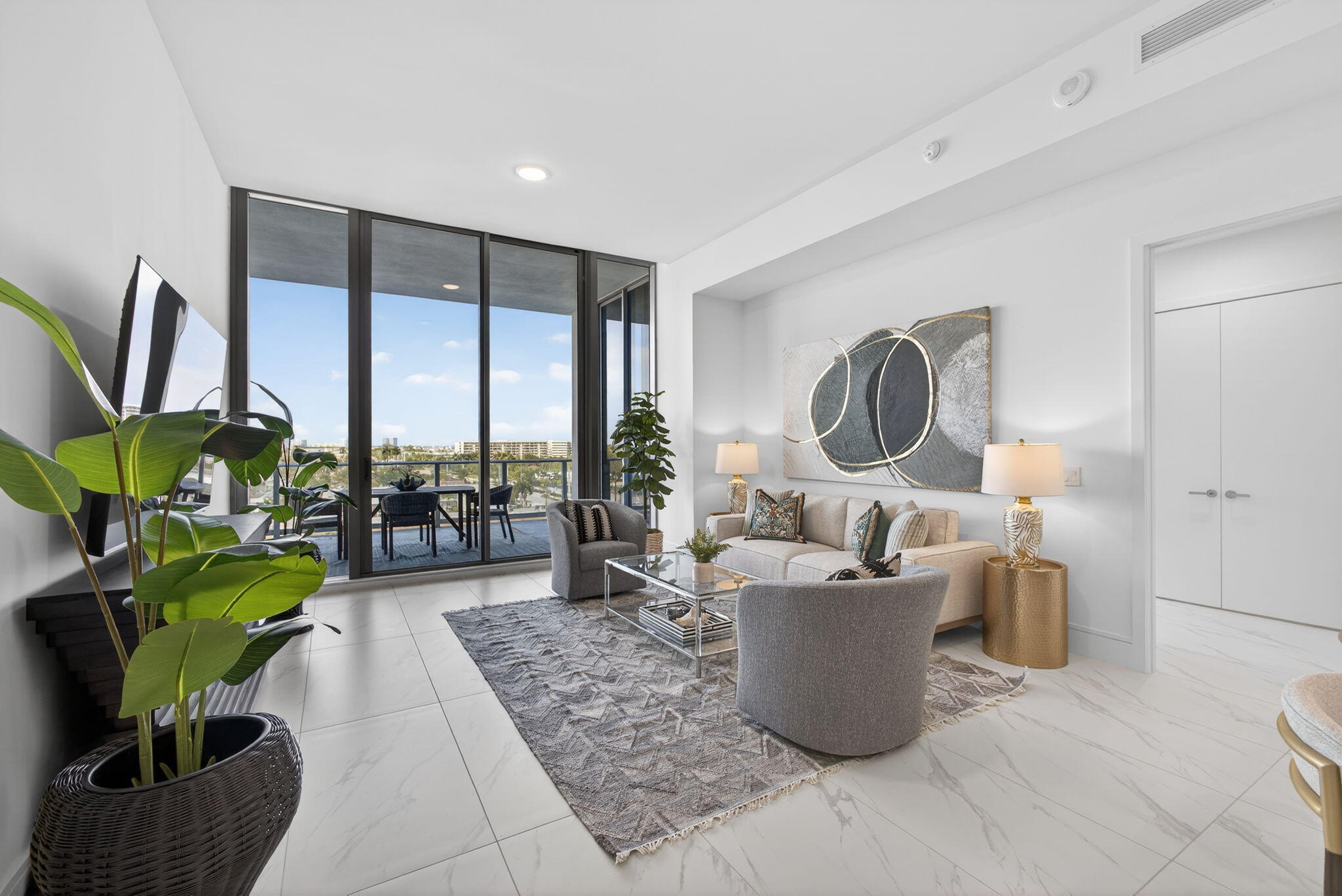220 Lake Shore Drive 609 Property Photo 16