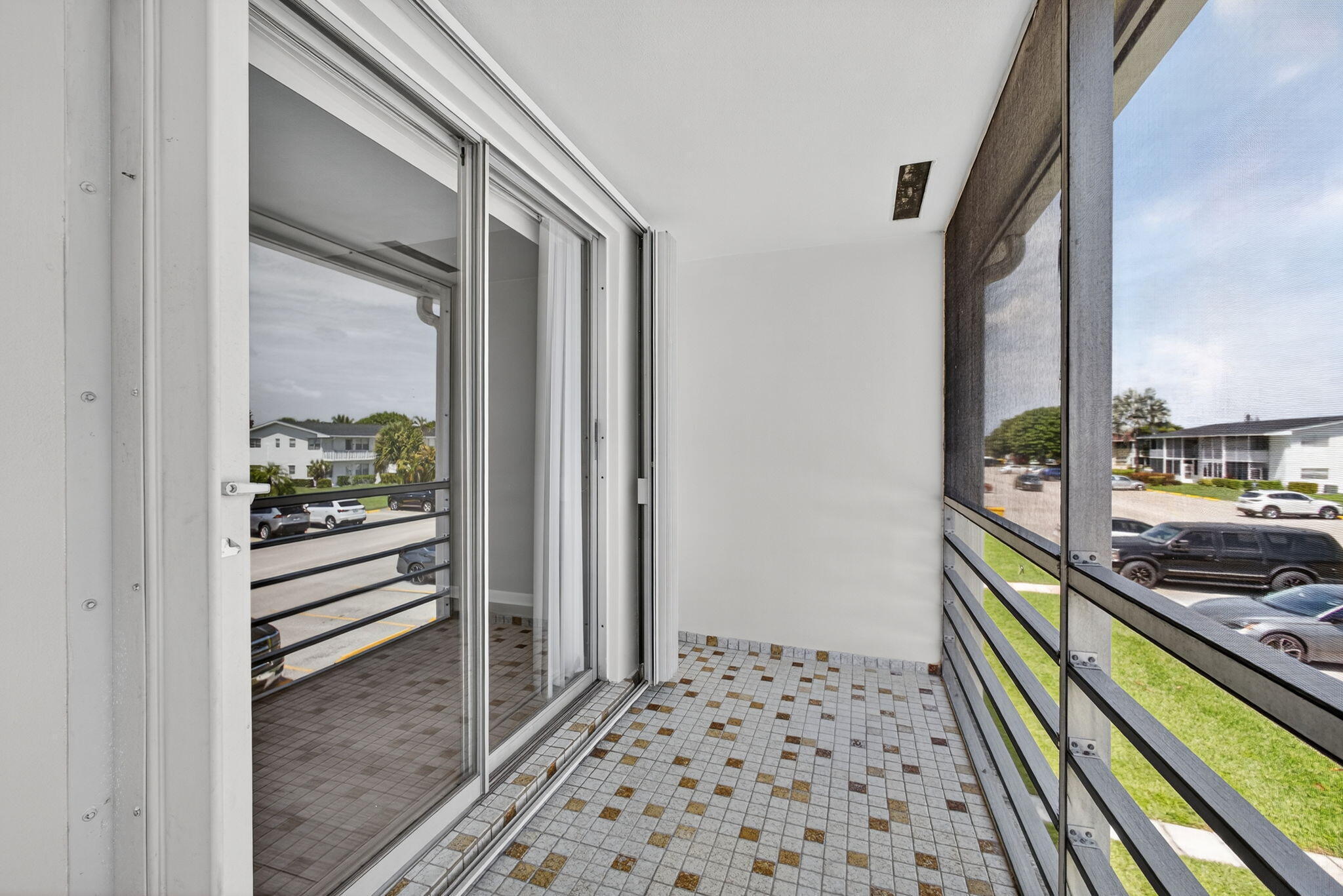 42 Easthampton B Property Photo 19