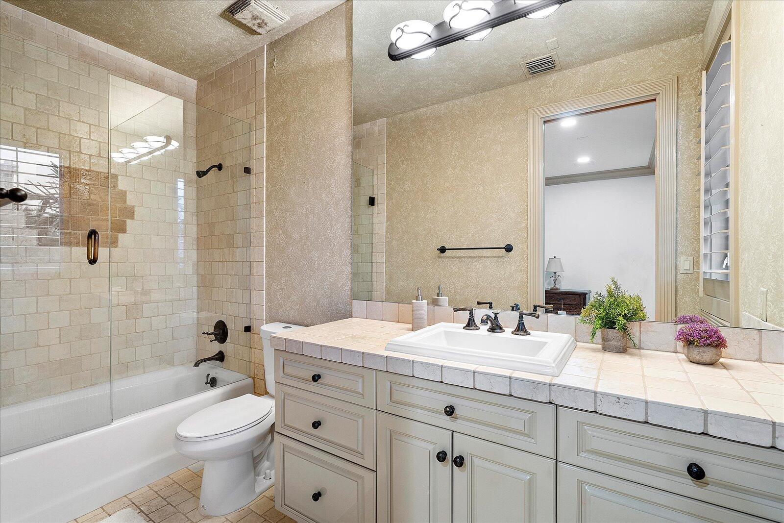 414 Riviera Isle Drive Property Photo 35