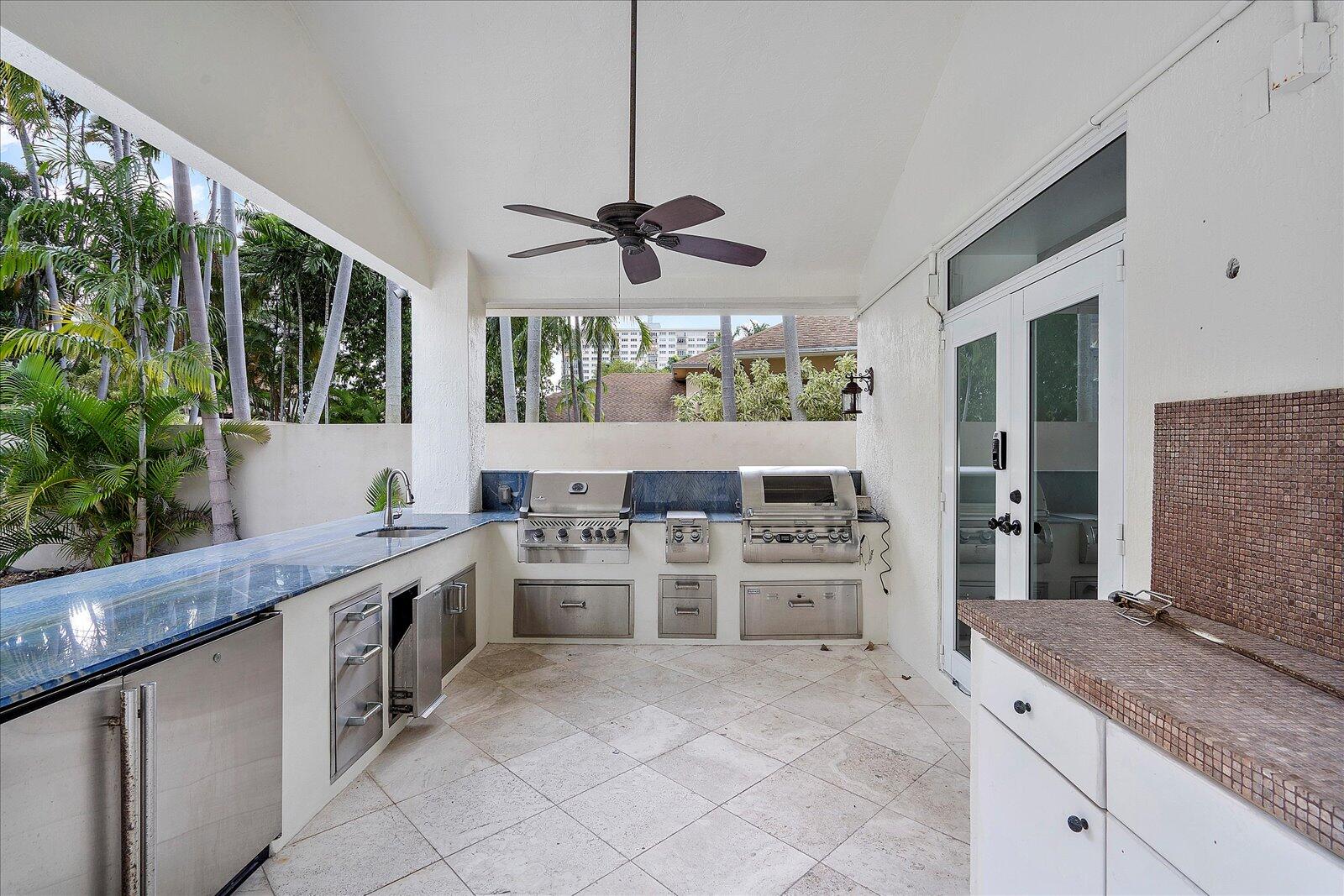 414 Riviera Isle Drive Property Photo 47