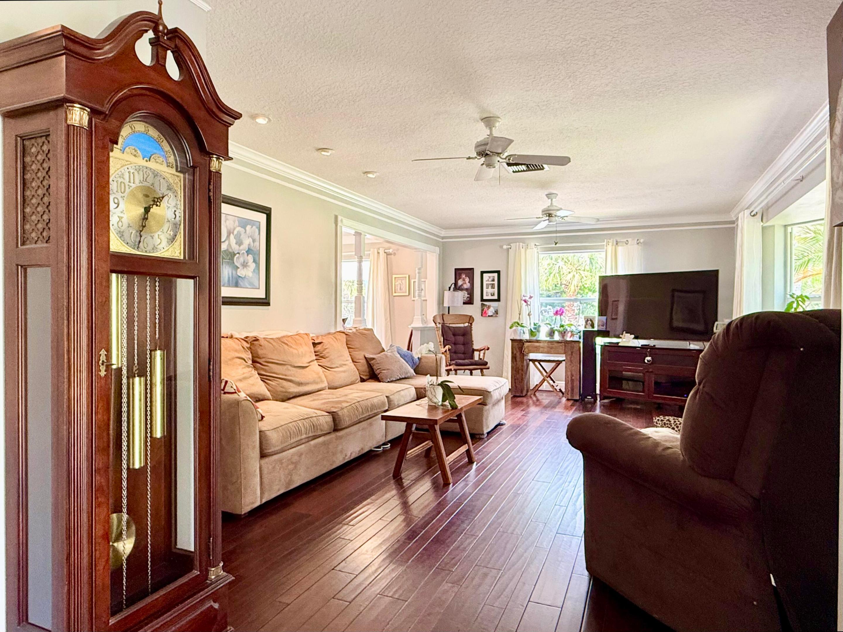16283 Alexander Run Property Photo 7