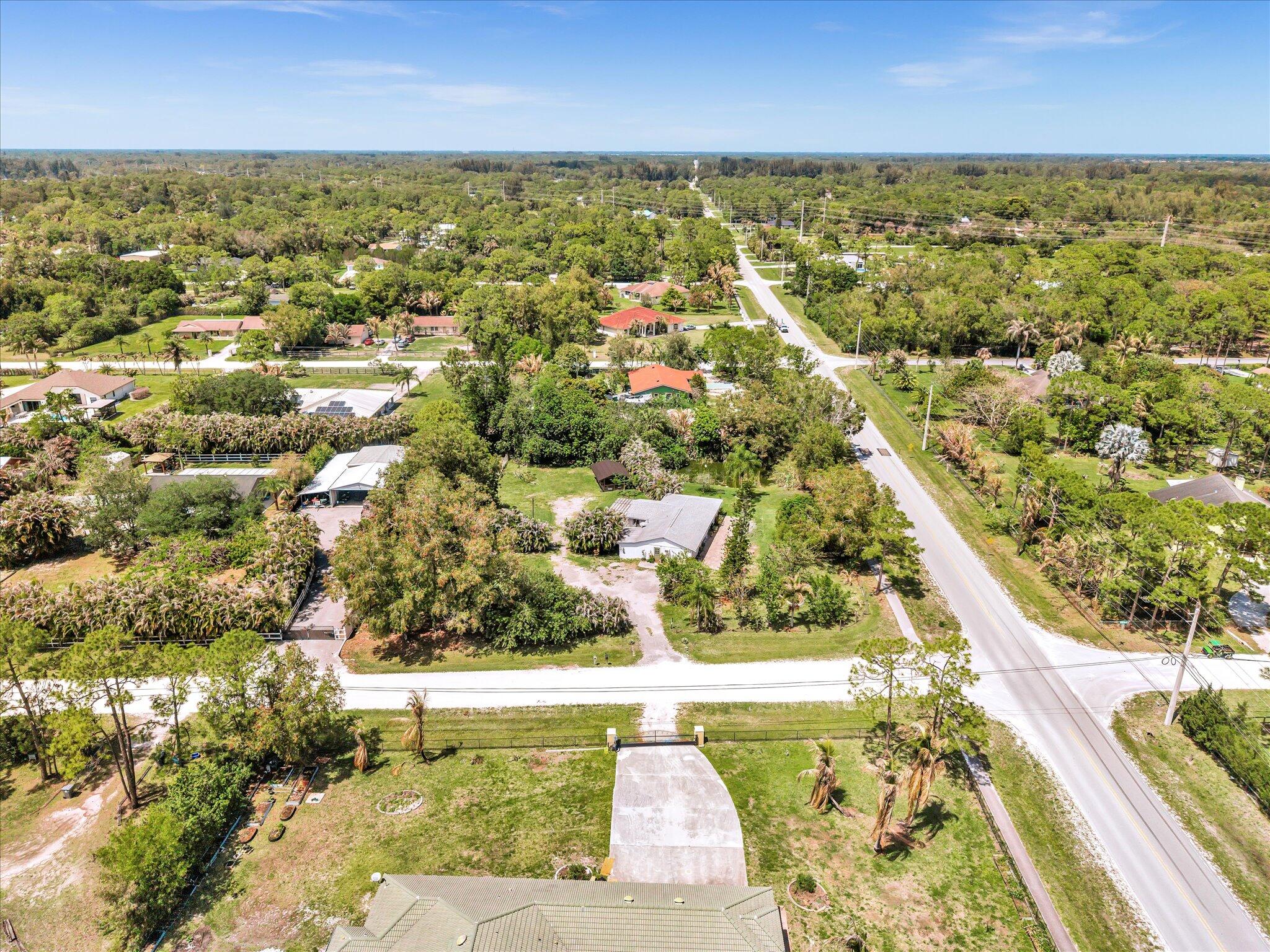 5209 Coconut Boulevard Property Photo 3