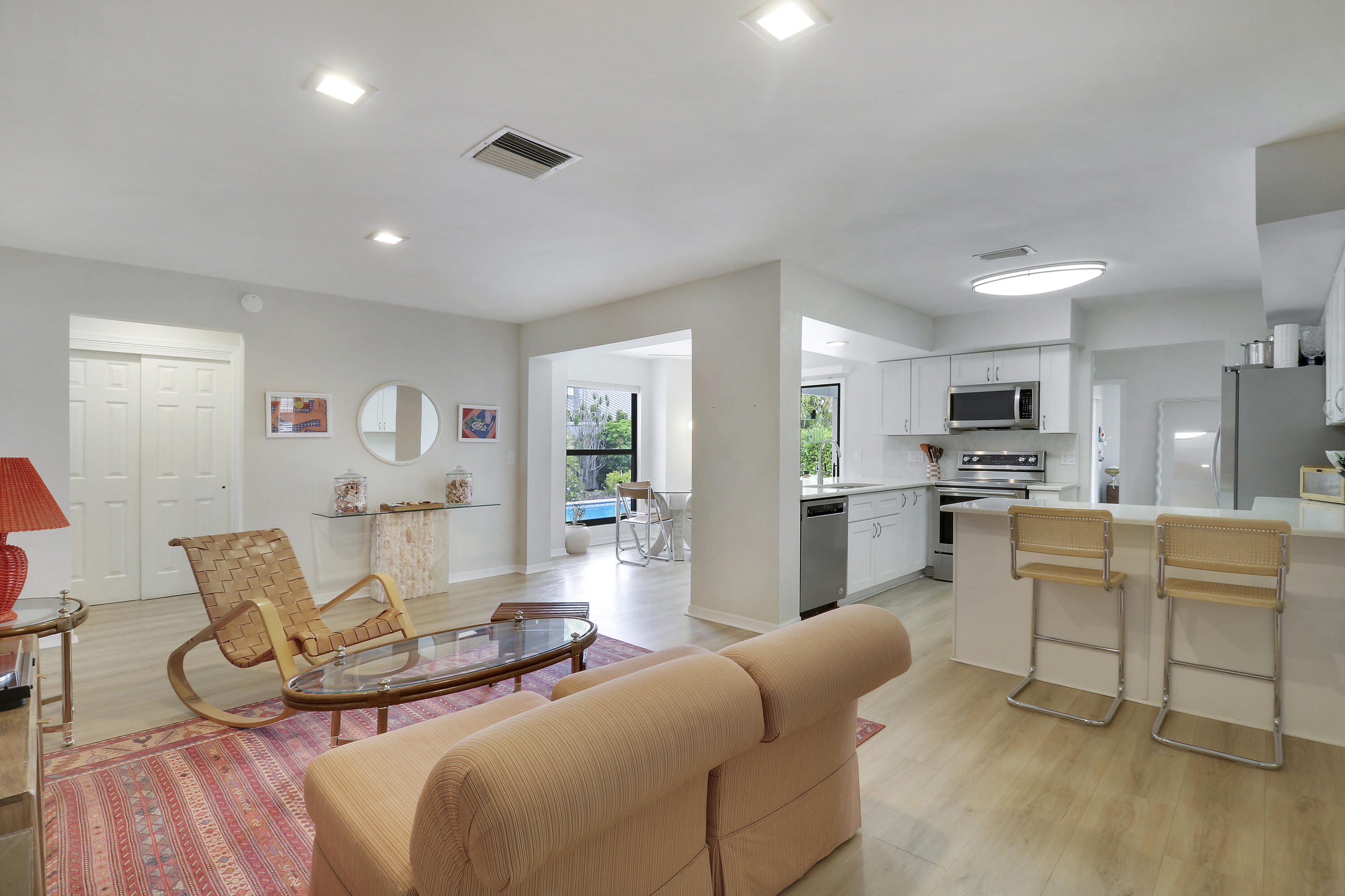 85 Hickory Hill Road Property Photo 4