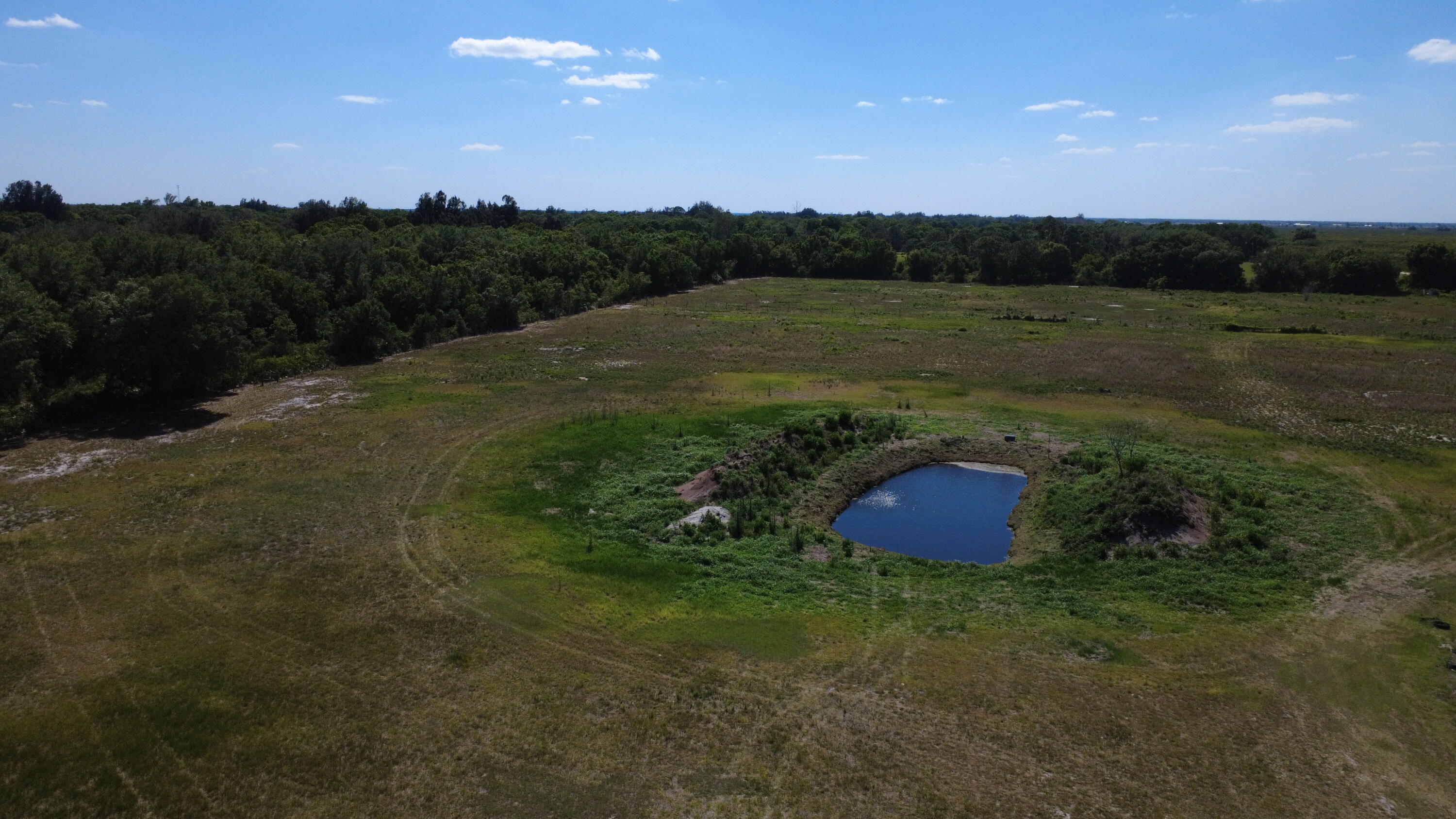 2615 Bluff Hammock Road Property Photo 1