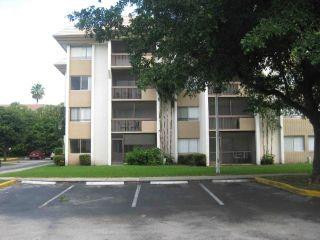 701 N Pine Island Road 304 Property Photo 1
