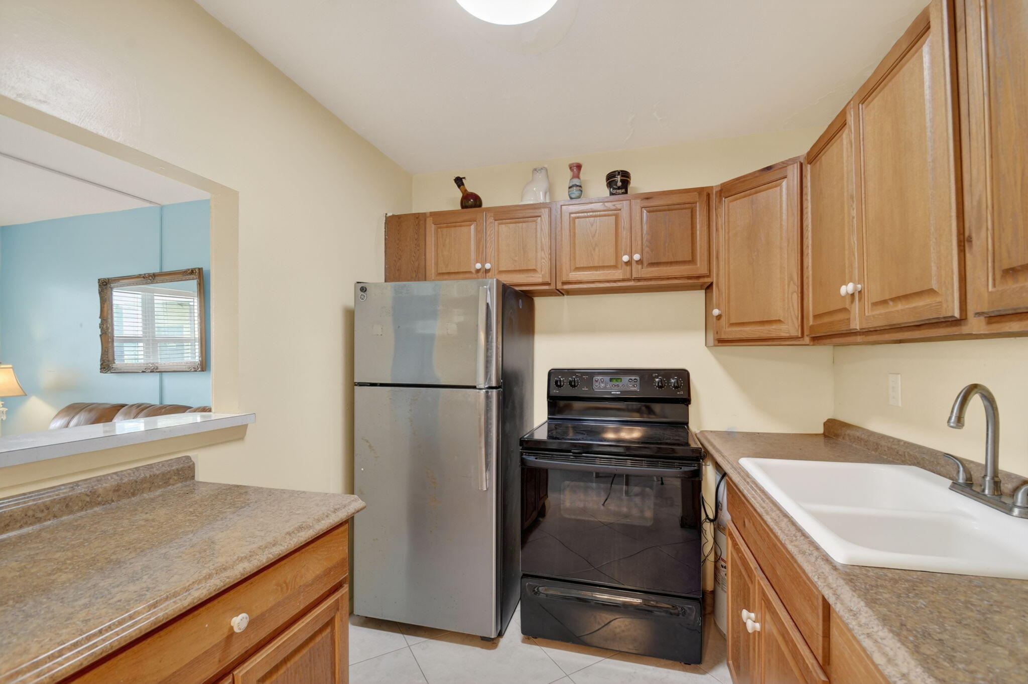 370 Horizon Street E 107 Property Photo 15