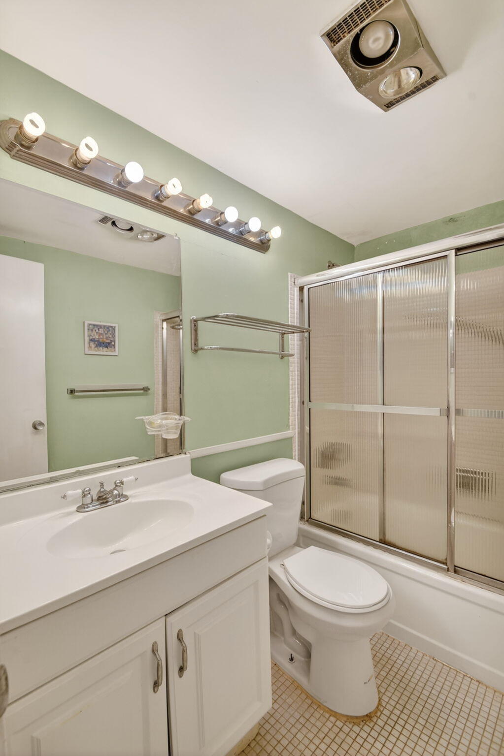 370 Horizon Street E 107 Property Photo 18