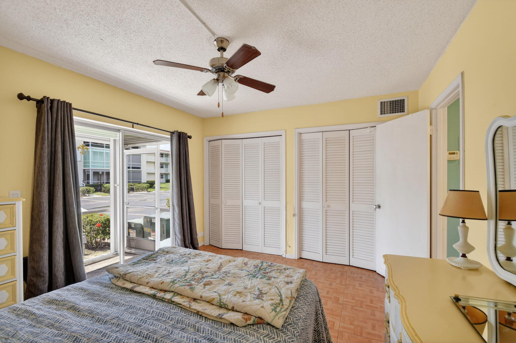 370 Horizon Street E 107 Property Photo 21