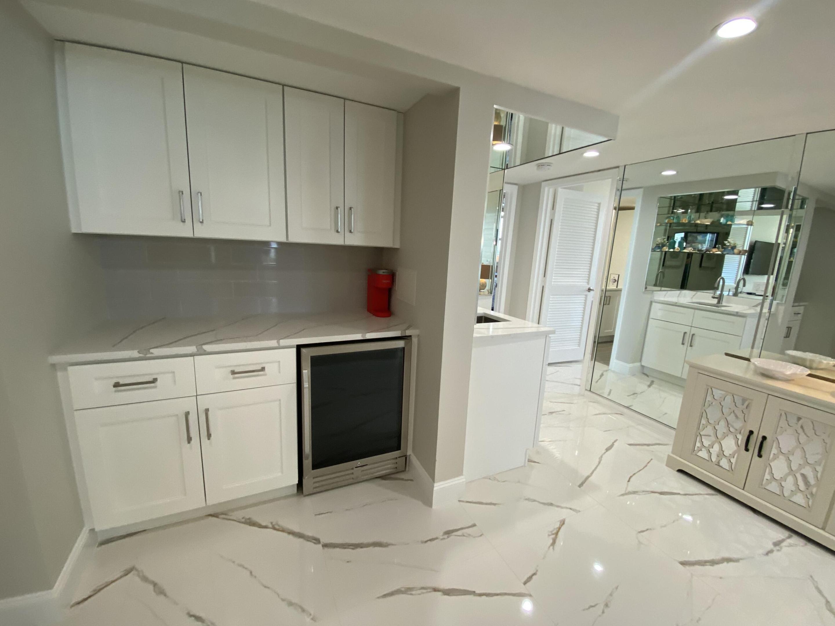 5440 N Ocean Drive 1501 Property Photo 12