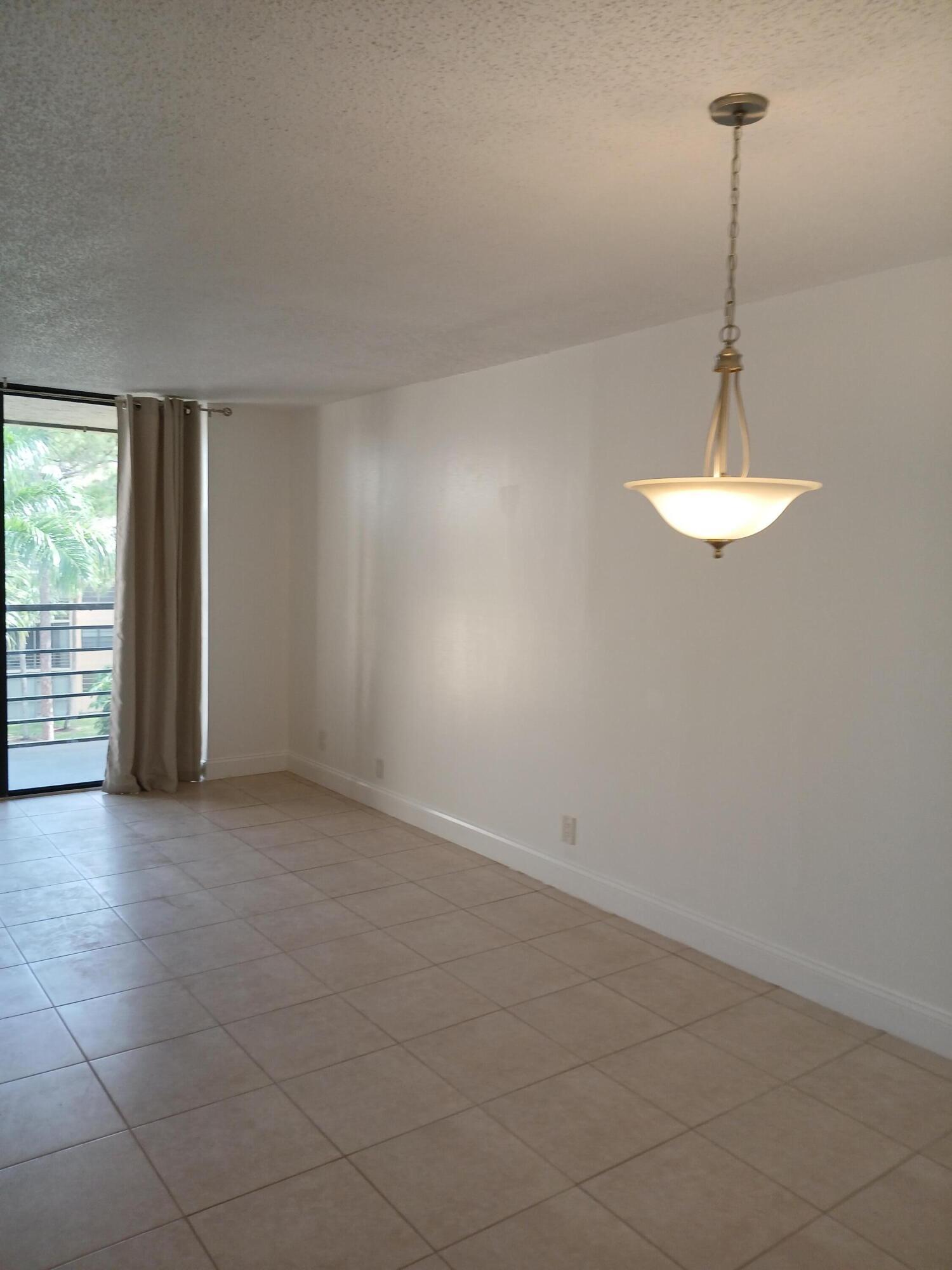 4760 Lucerne Lakes Boulevard W 405 Property Photo 15