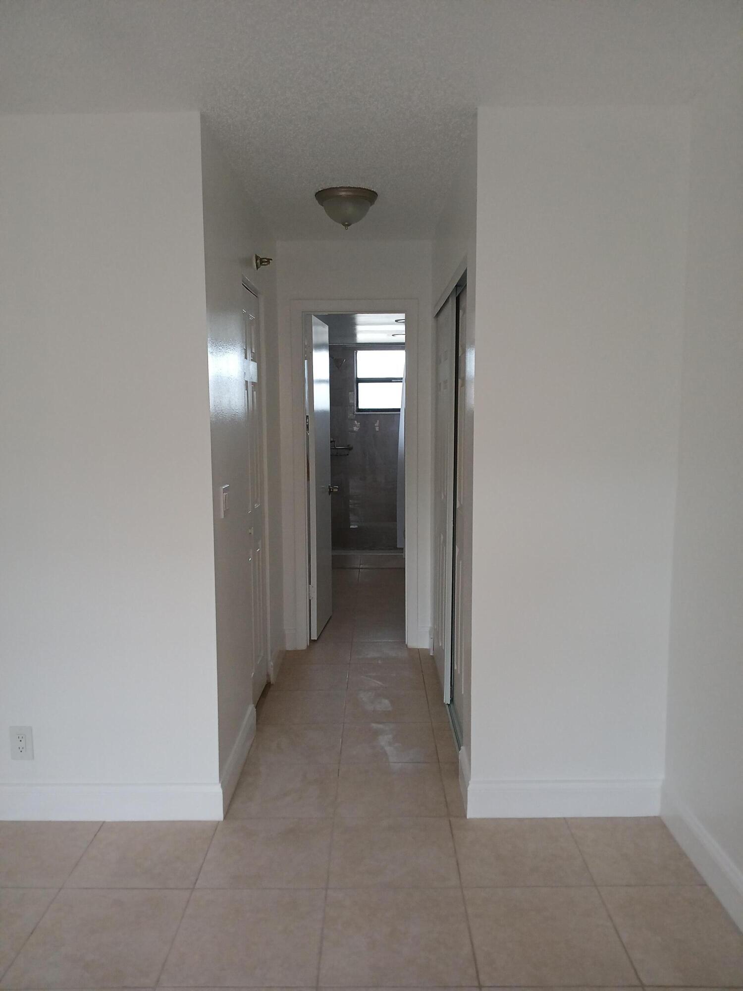 4760 Lucerne Lakes Boulevard W 405 Property Photo 17