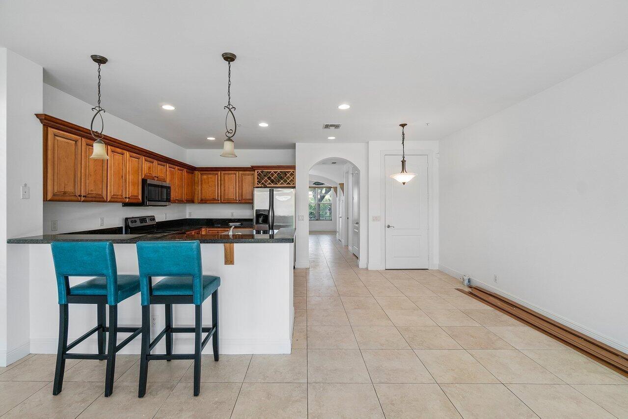 811 S Federal Highway 1 Property Photo 11