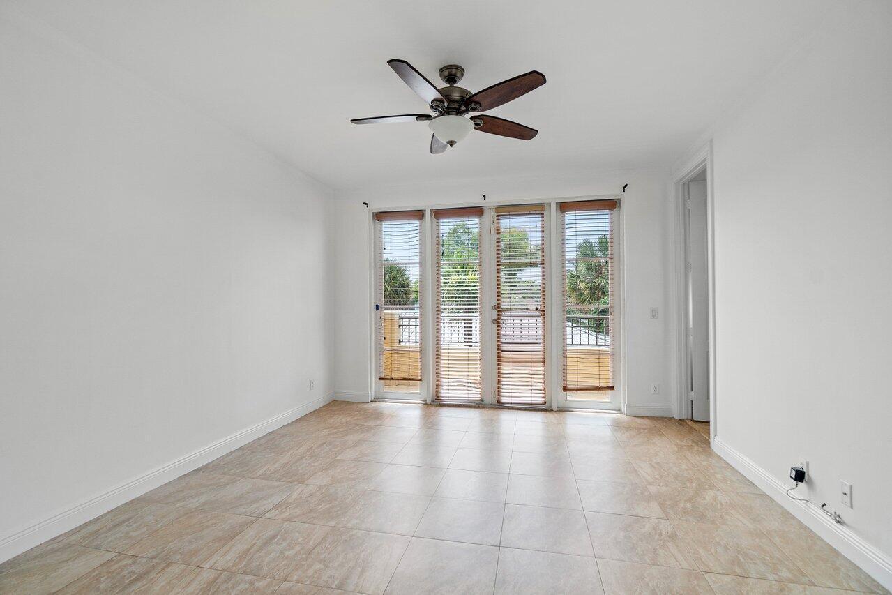 811 S Federal Highway 1 Property Photo 12