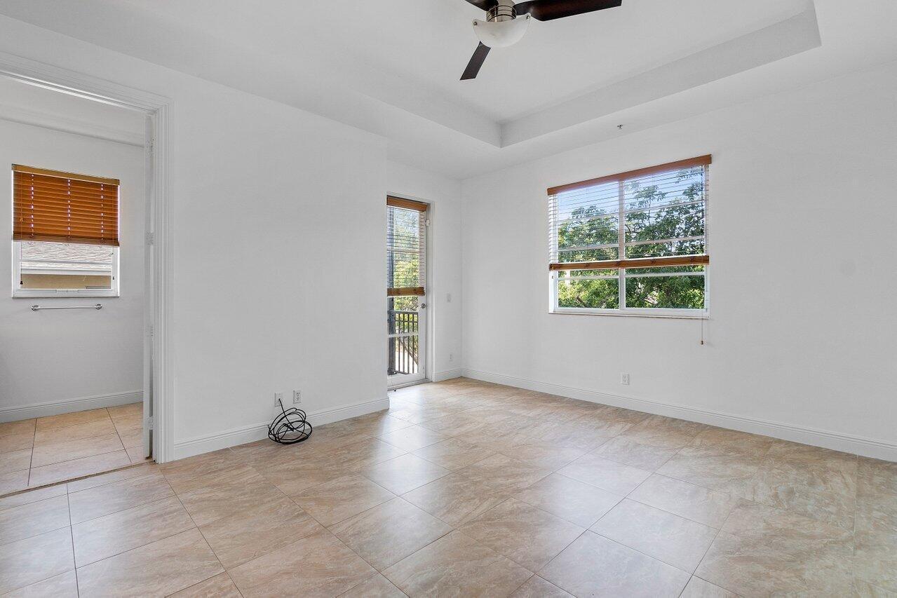 811 S Federal Highway 1 Property Photo 19